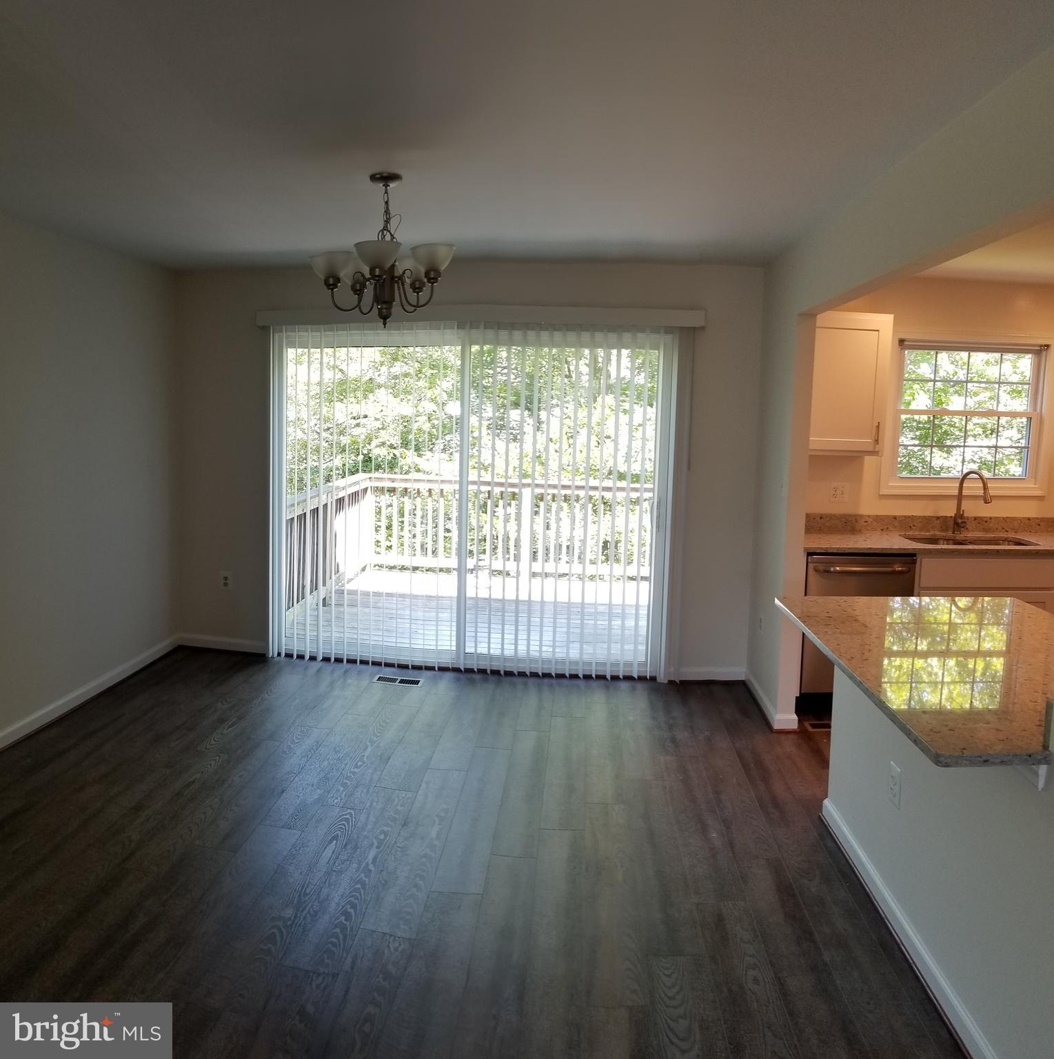 HILLTOP ACRES - Residential Lease