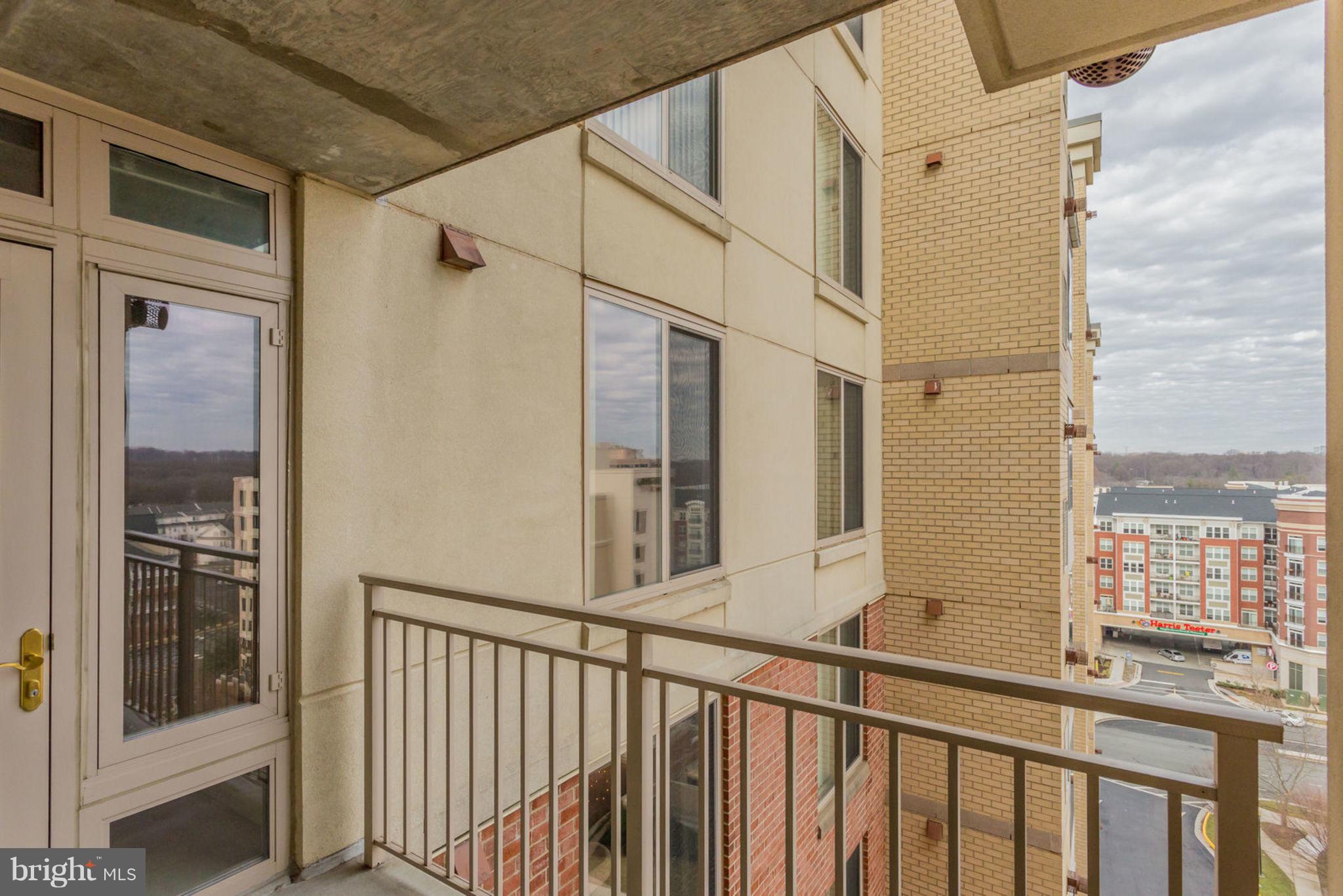 WILTON HOUSE - Residential Lease