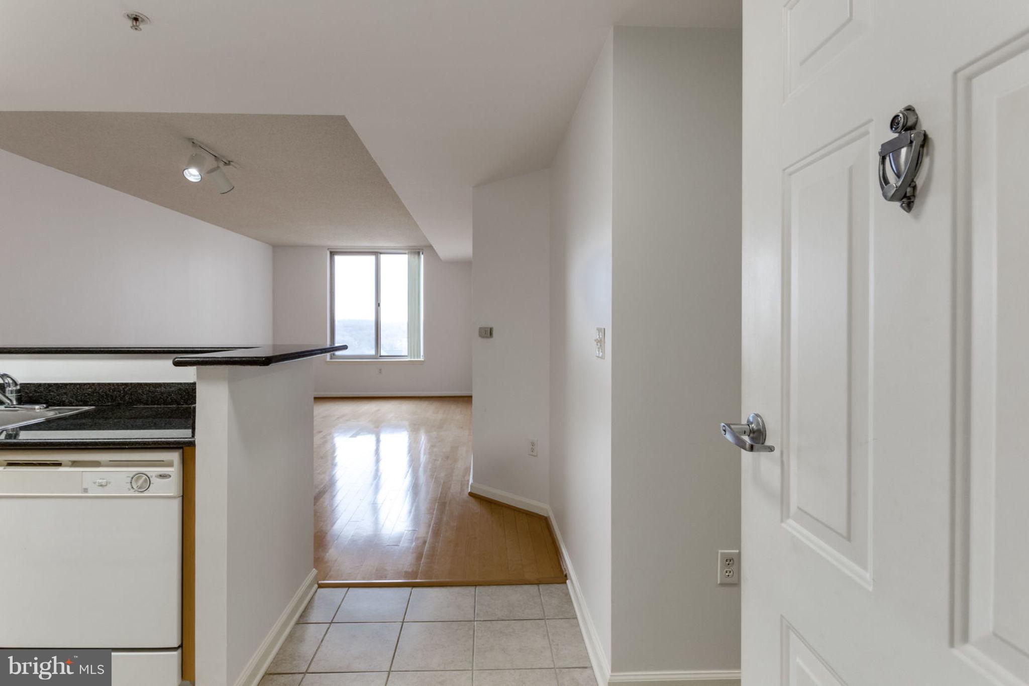 WILTON HOUSE - Residential Lease