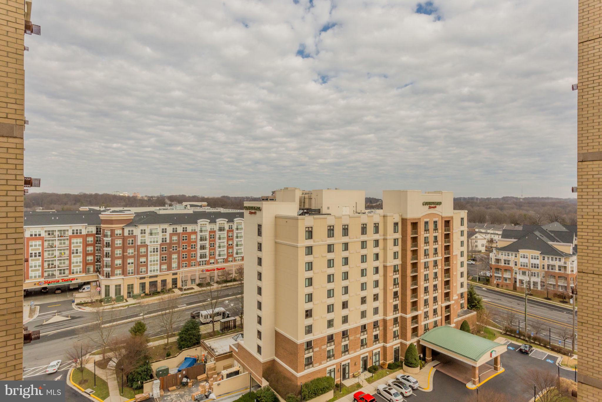 WILTON HOUSE - Residential Lease