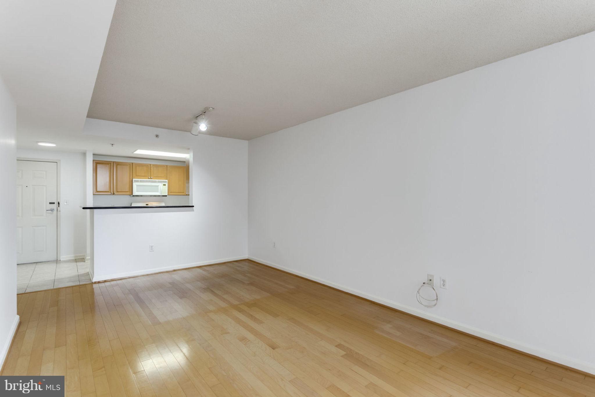 WILTON HOUSE - Residential Lease