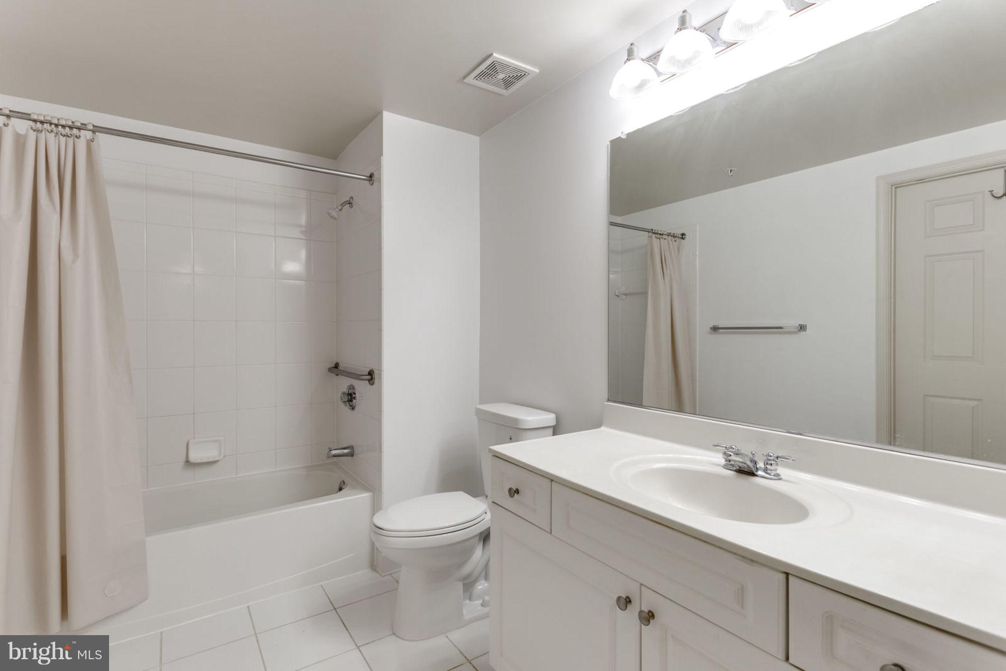 WILTON HOUSE - Residential Lease