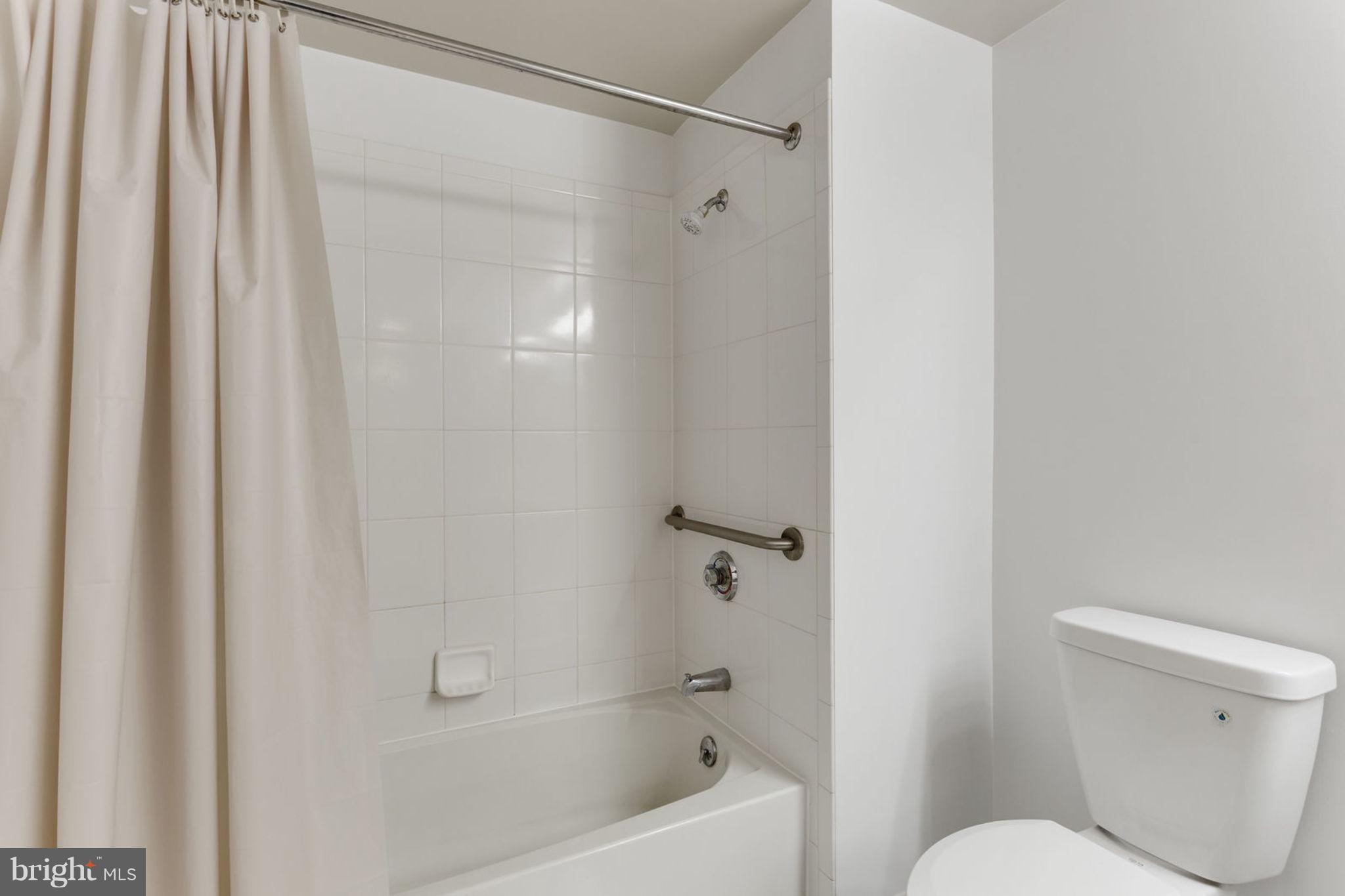 WILTON HOUSE - Residential Lease