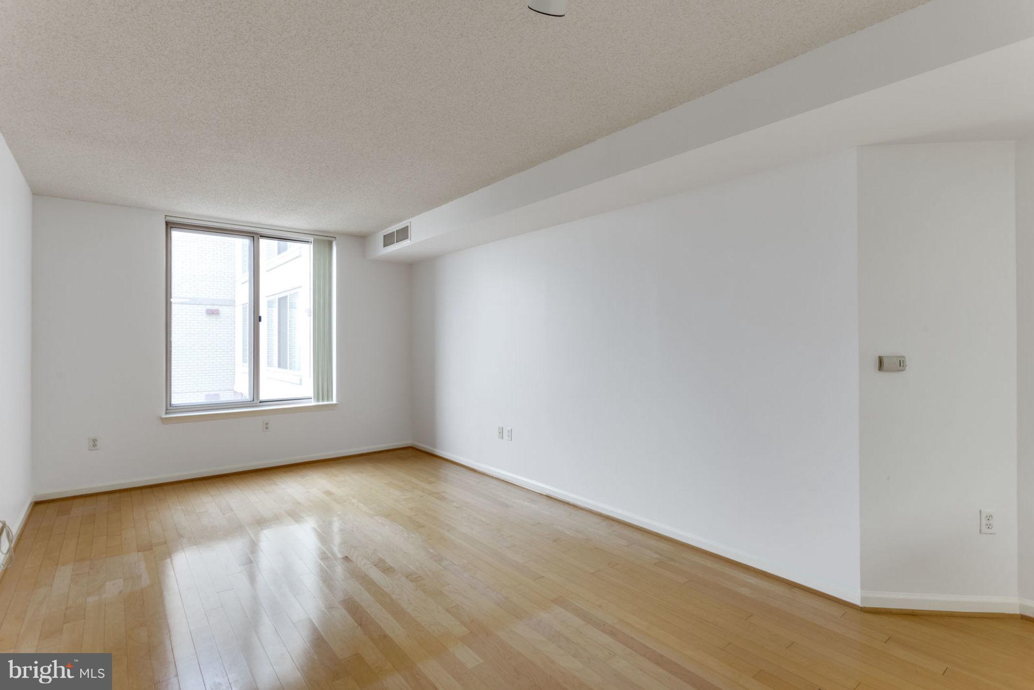 WILTON HOUSE - Residential Lease