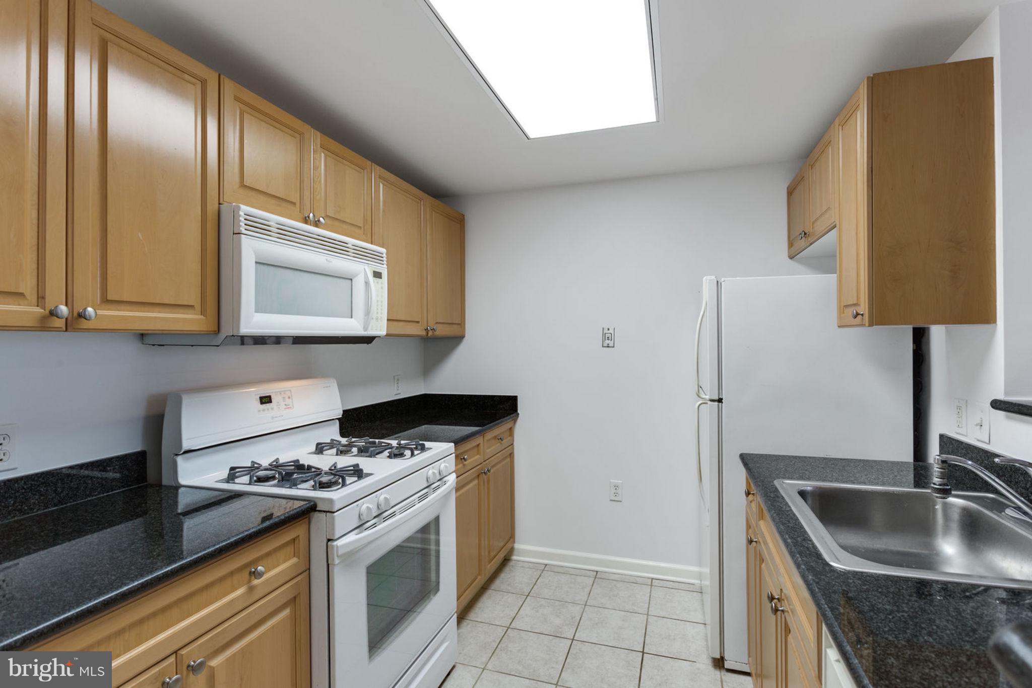 WILTON HOUSE - Residential Lease