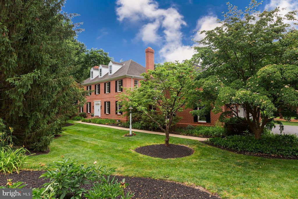 Photo of 6 Creekwood Drive, LANCASTER, PA 17602 (MLS # PALA2089028)