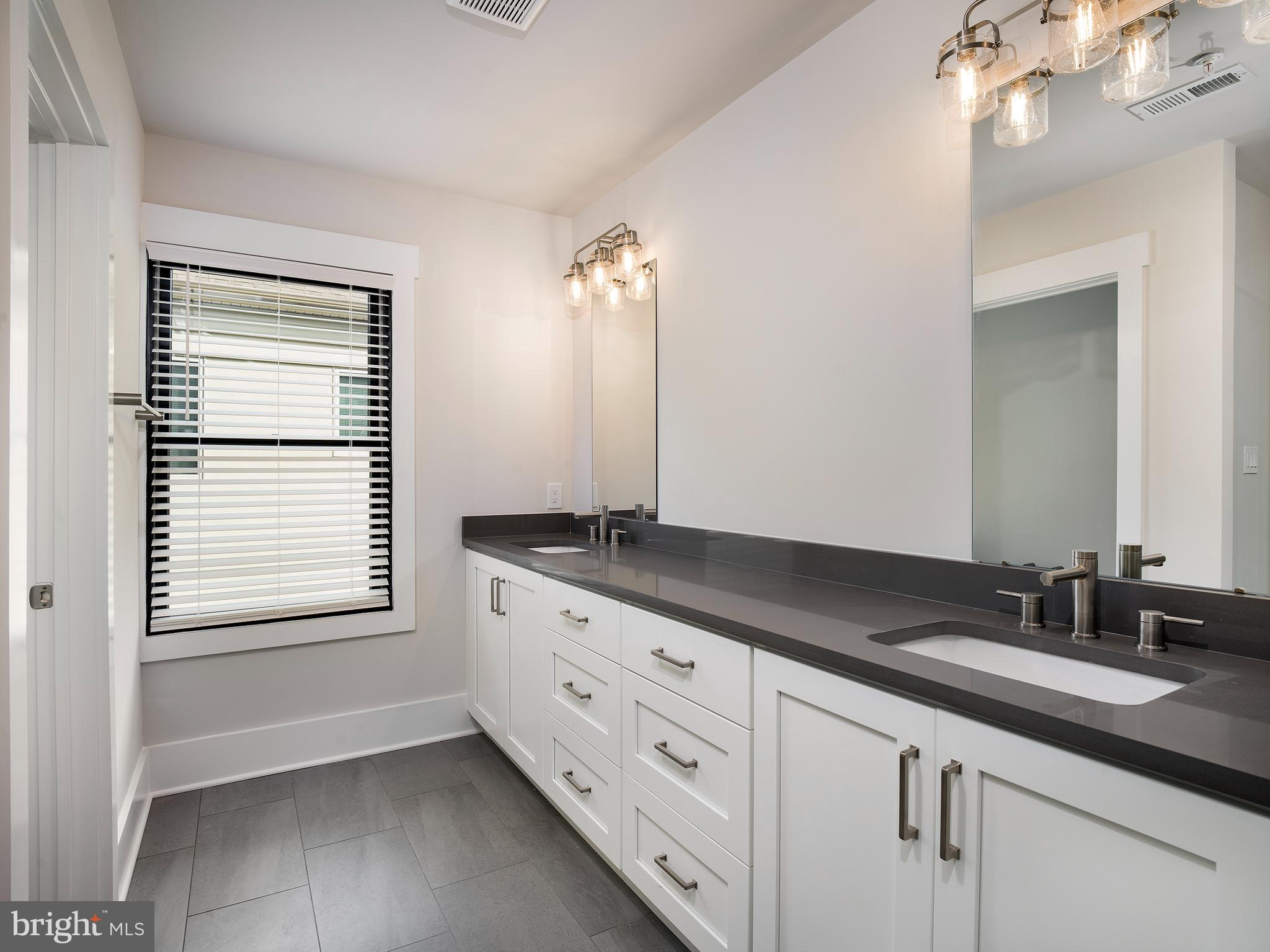 BROWNSTONES AT BERKLEY - Residential