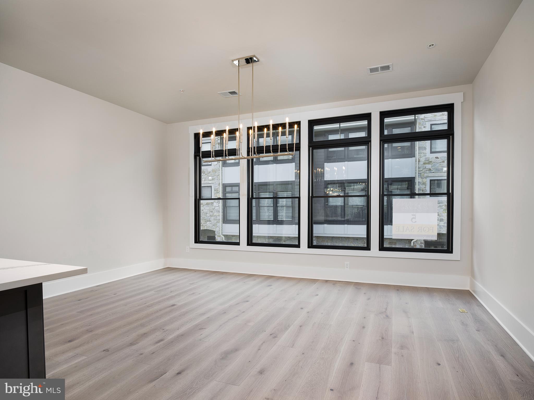 BROWNSTONES AT BERKLEY - Residential