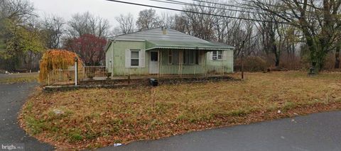 Photo of 102 Bristol Oxford Valley Road, LANGHORNE, PA 19047 (MLS # PABU2114236)