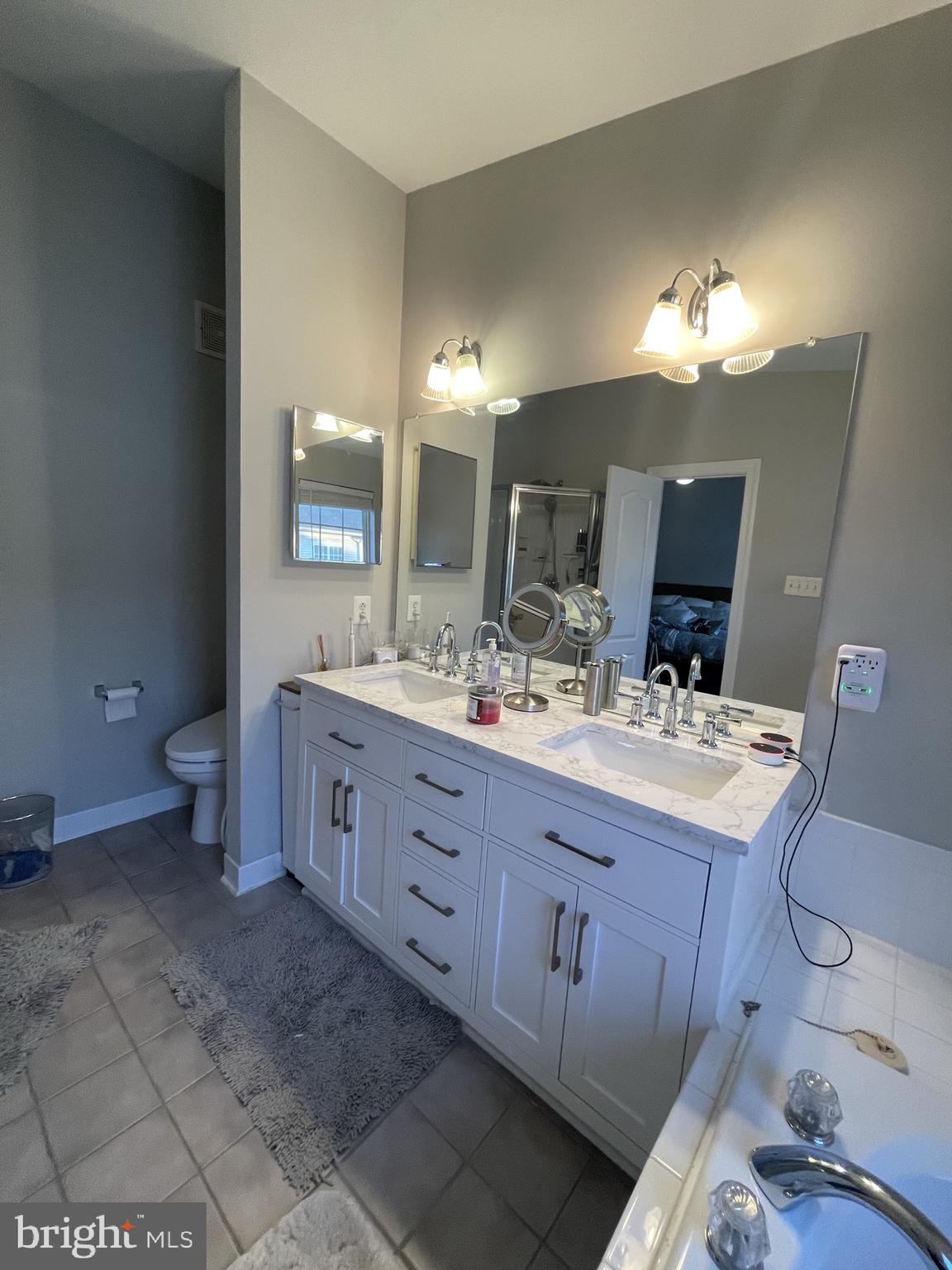 JEFFERSON PARK - Residential