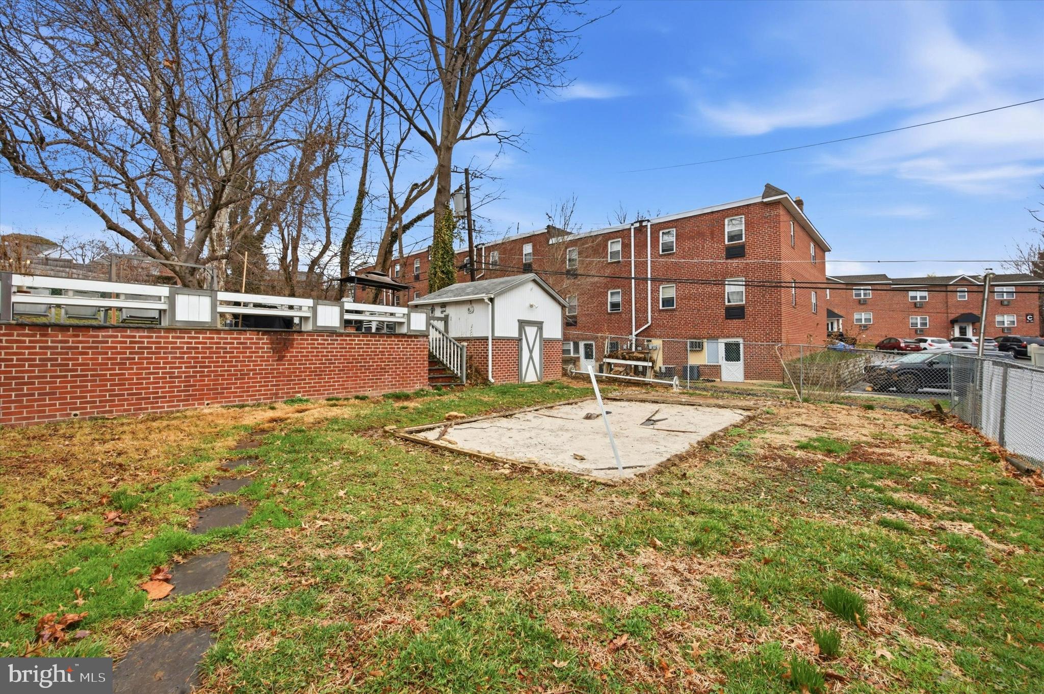 SOMERTON - Residential