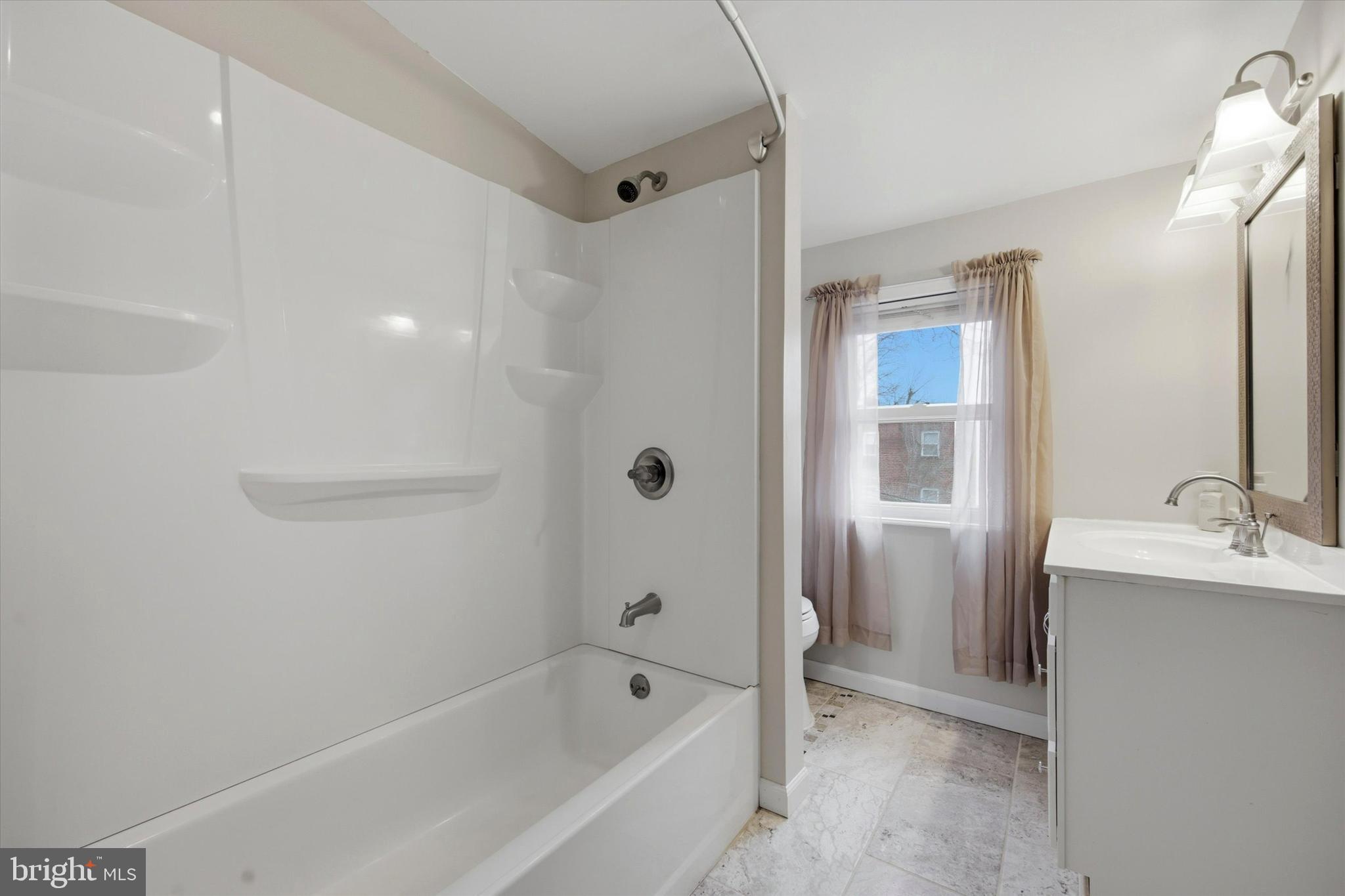 SOMERTON - Residential