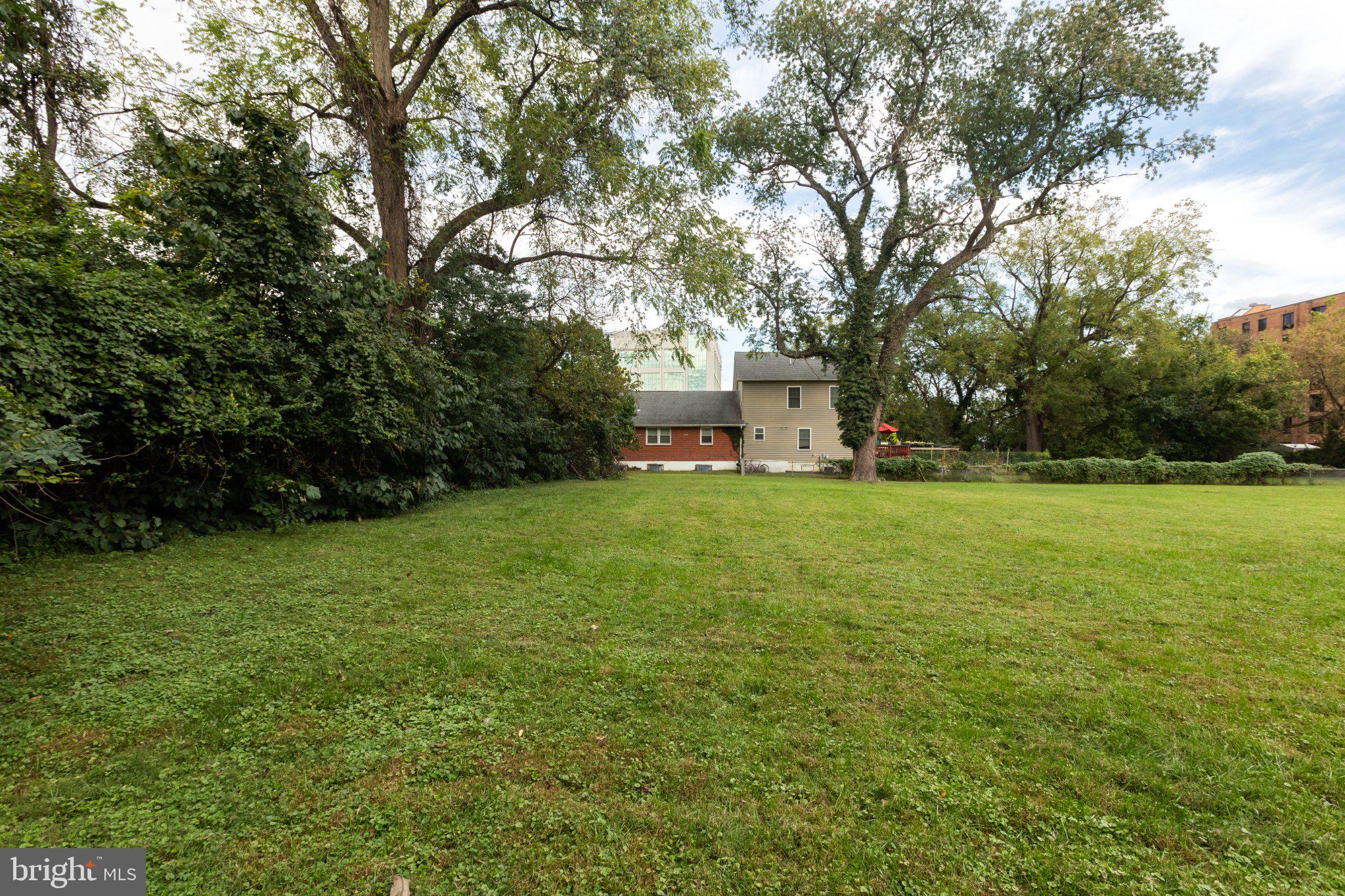 375 N VAN BUREN STREET