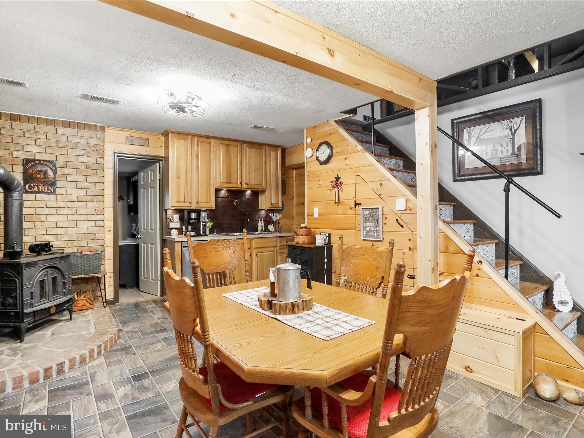 SPRING GAP MOUNTAIN - Residential