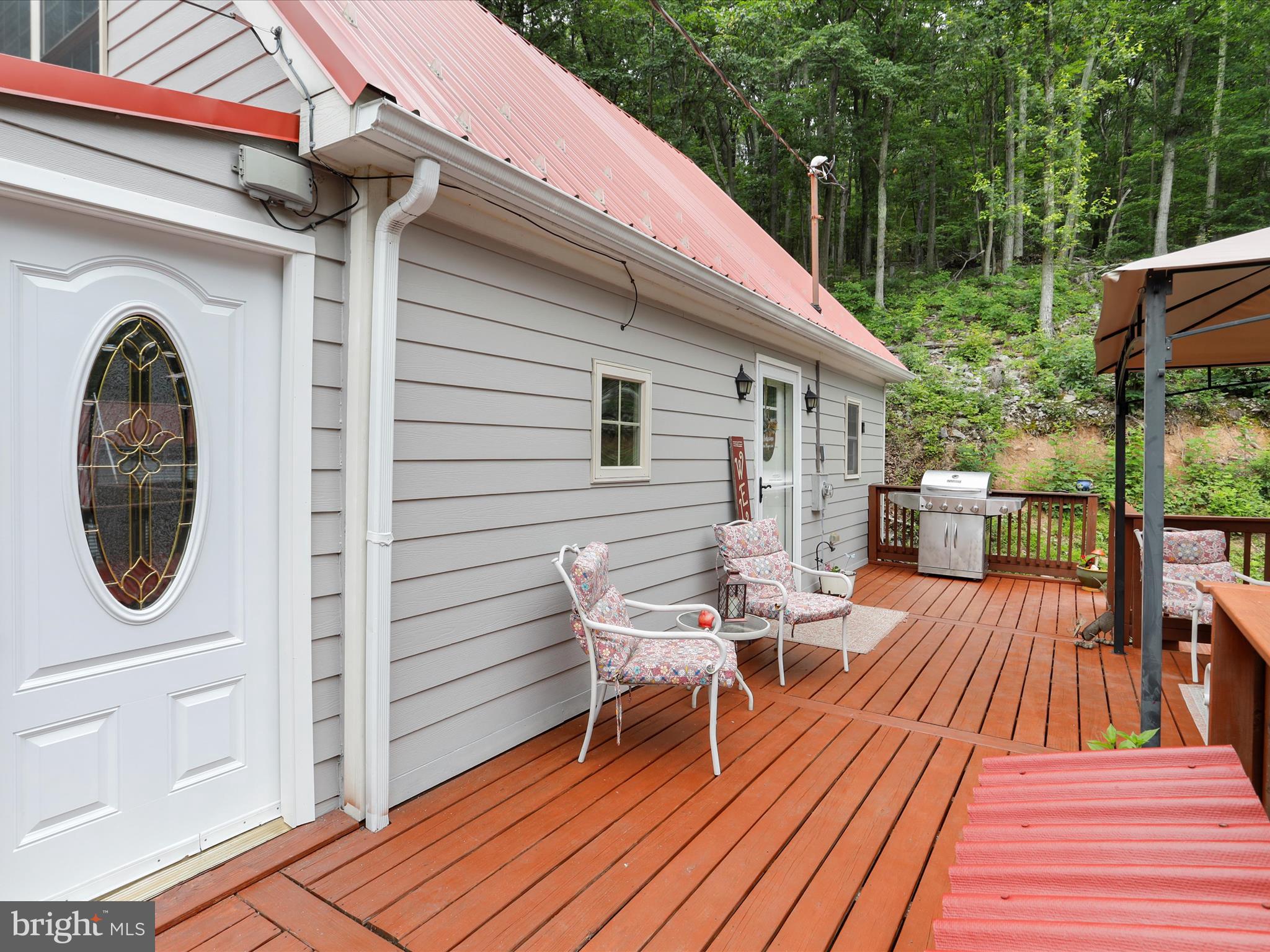 SPRING GAP MOUNTAIN - Residential