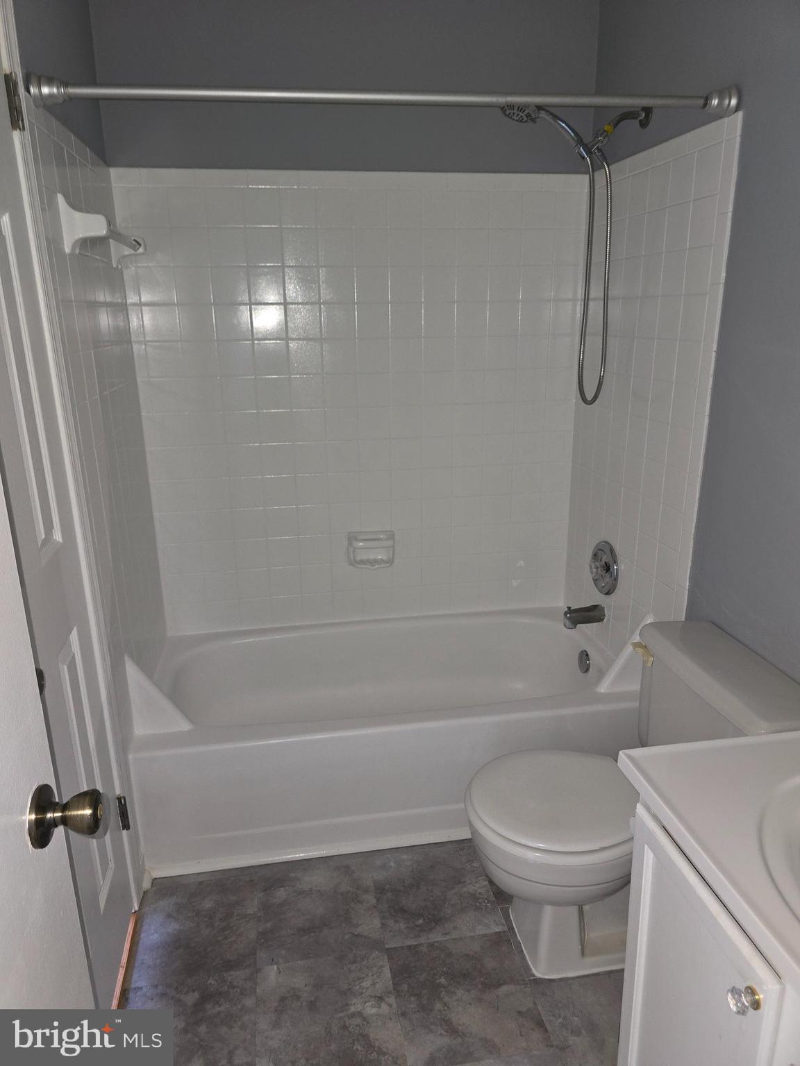 BRANDERMILL - Residential Lease