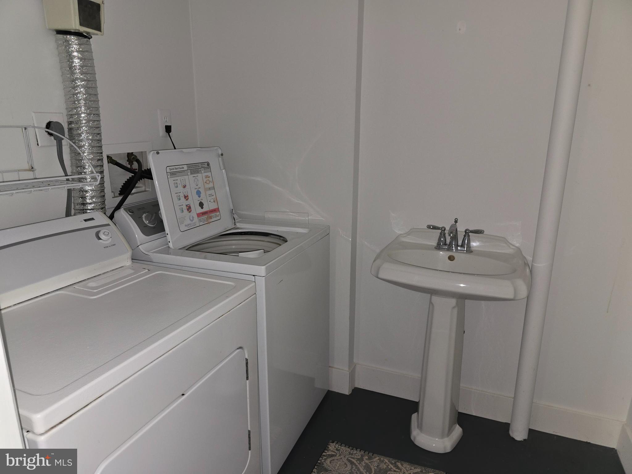 BRANDERMILL - Residential Lease