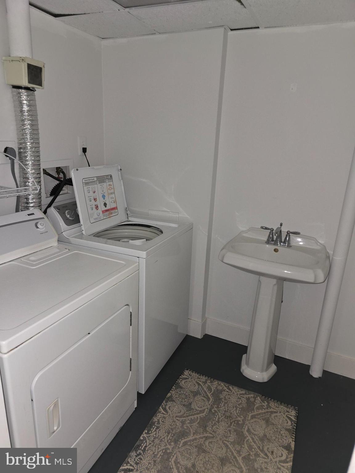 BRANDERMILL - Residential Lease