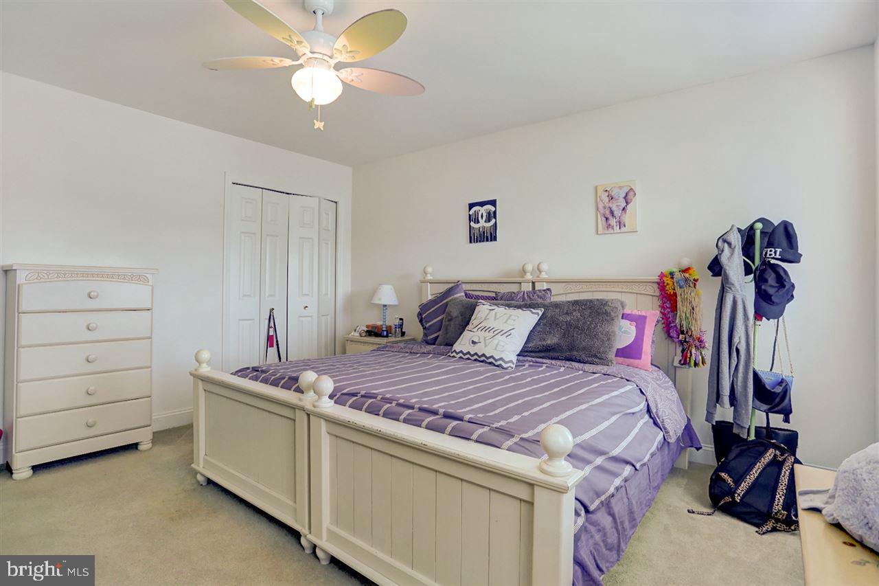 VILLAGE GLEN - Residential