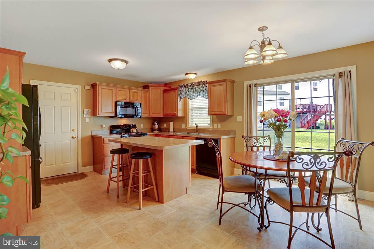 VILLAGE GLEN - Residential