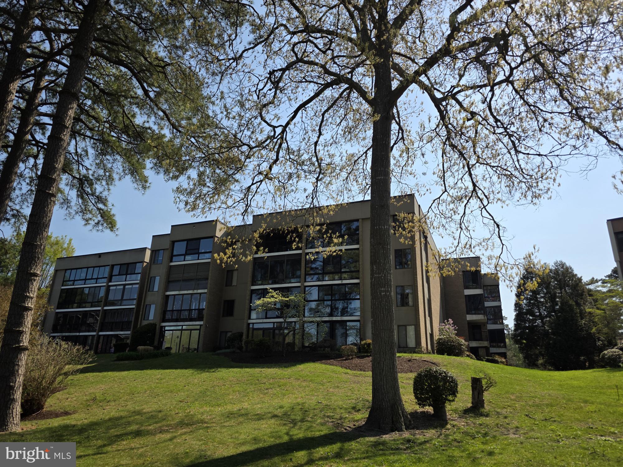 CANAL WOODS III - Residential