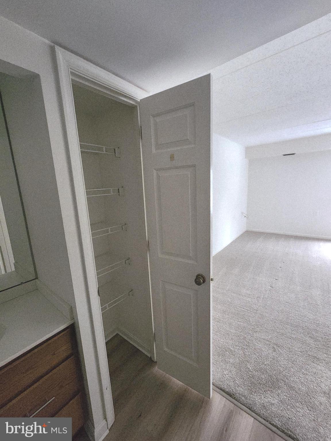 CANAL WOODS III - Residential