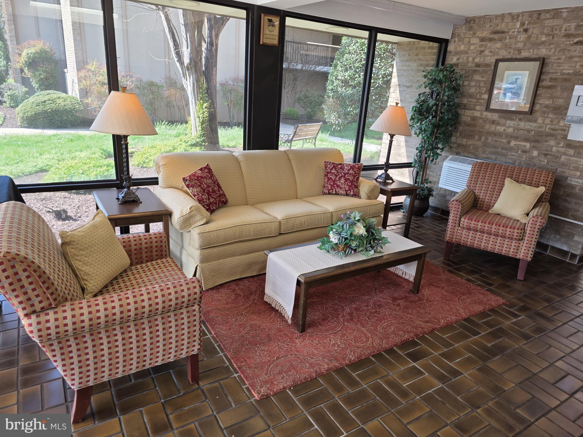 CANAL WOODS III - Residential