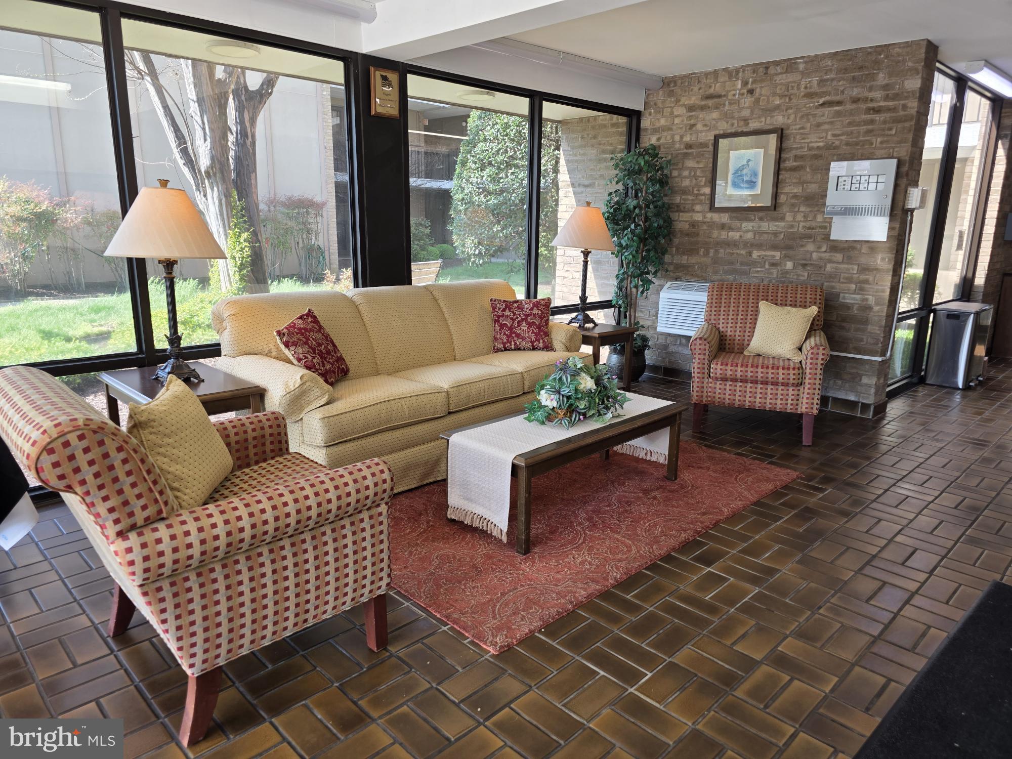 CANAL WOODS III - Residential