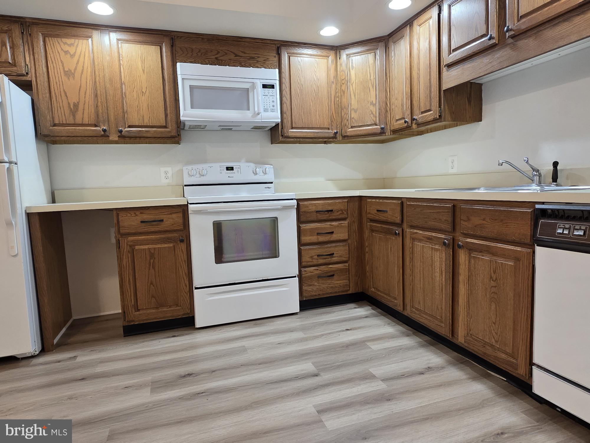 CANAL WOODS III - Residential