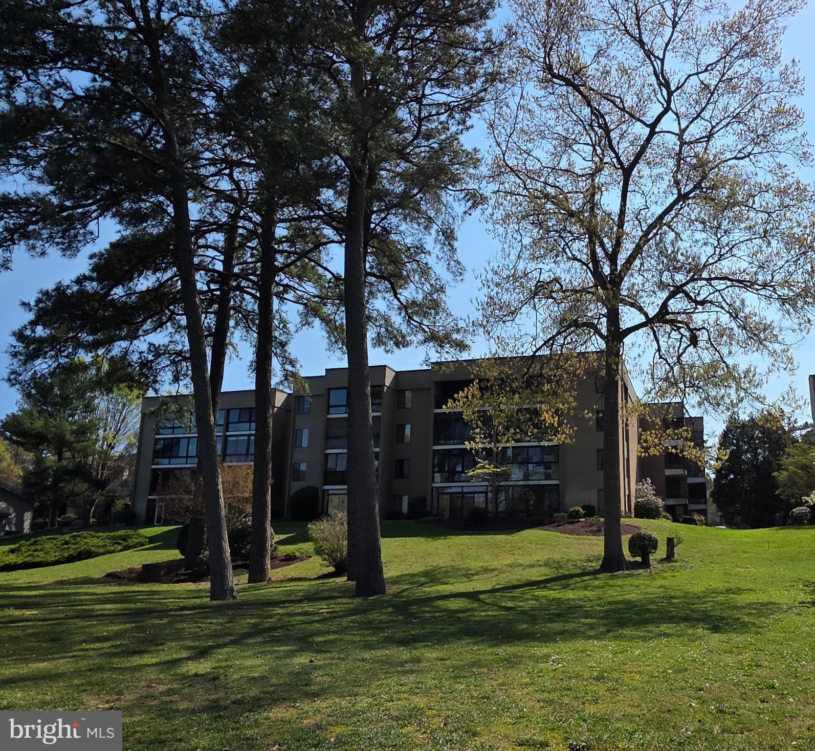 CANAL WOODS III - Residential