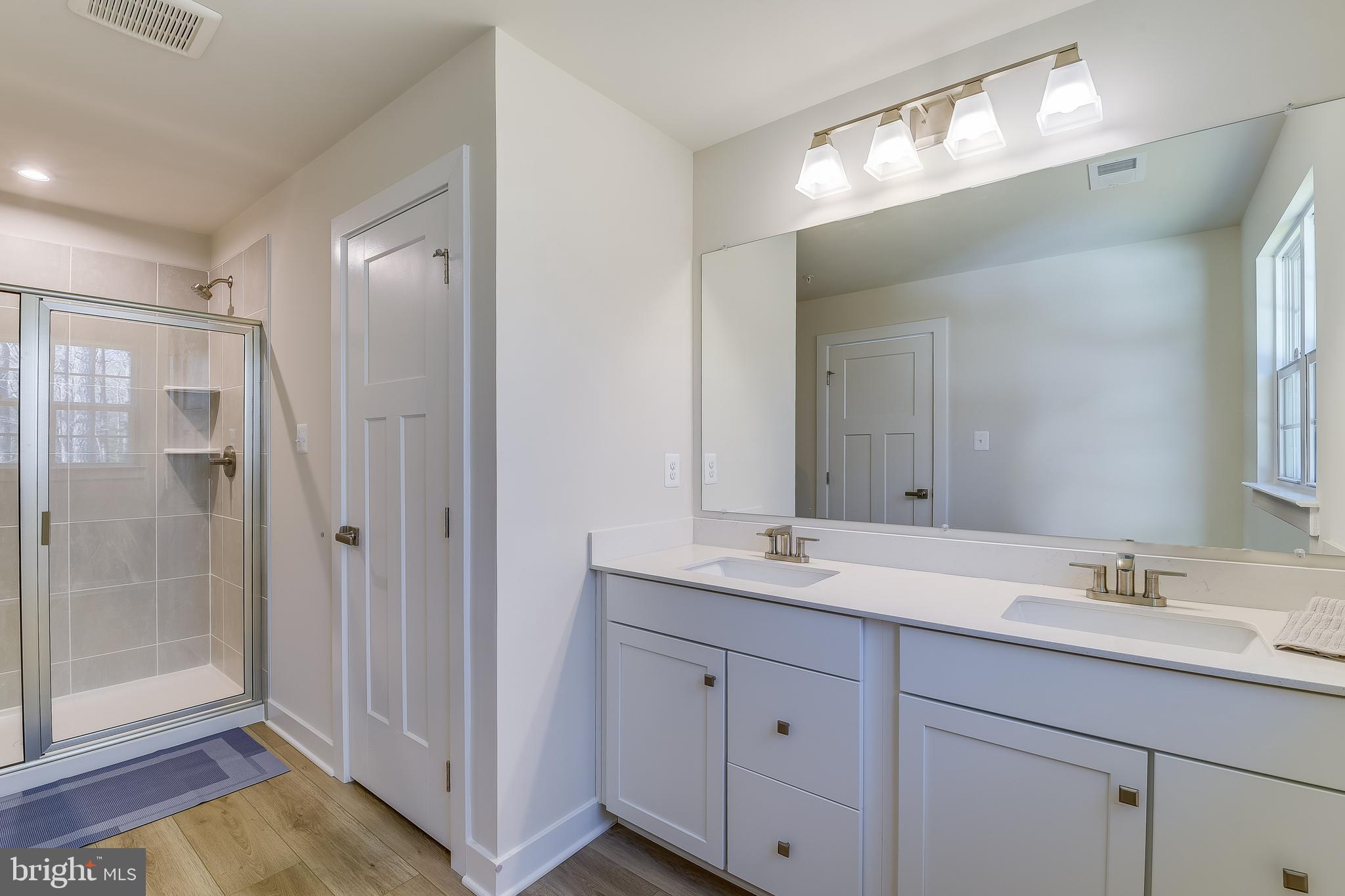 PERRY'S RETREAT - Residential