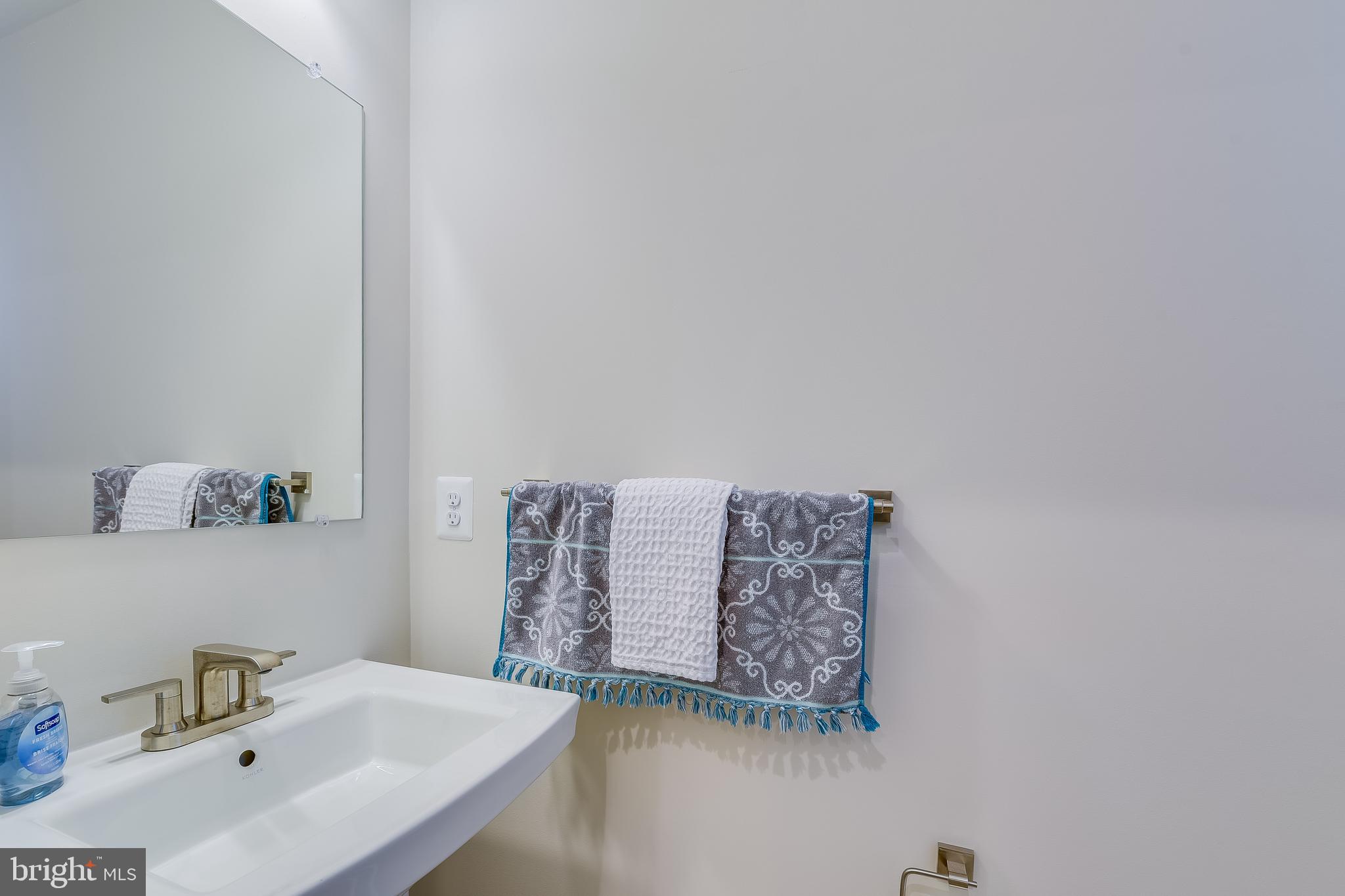 PERRY'S RETREAT - Residential