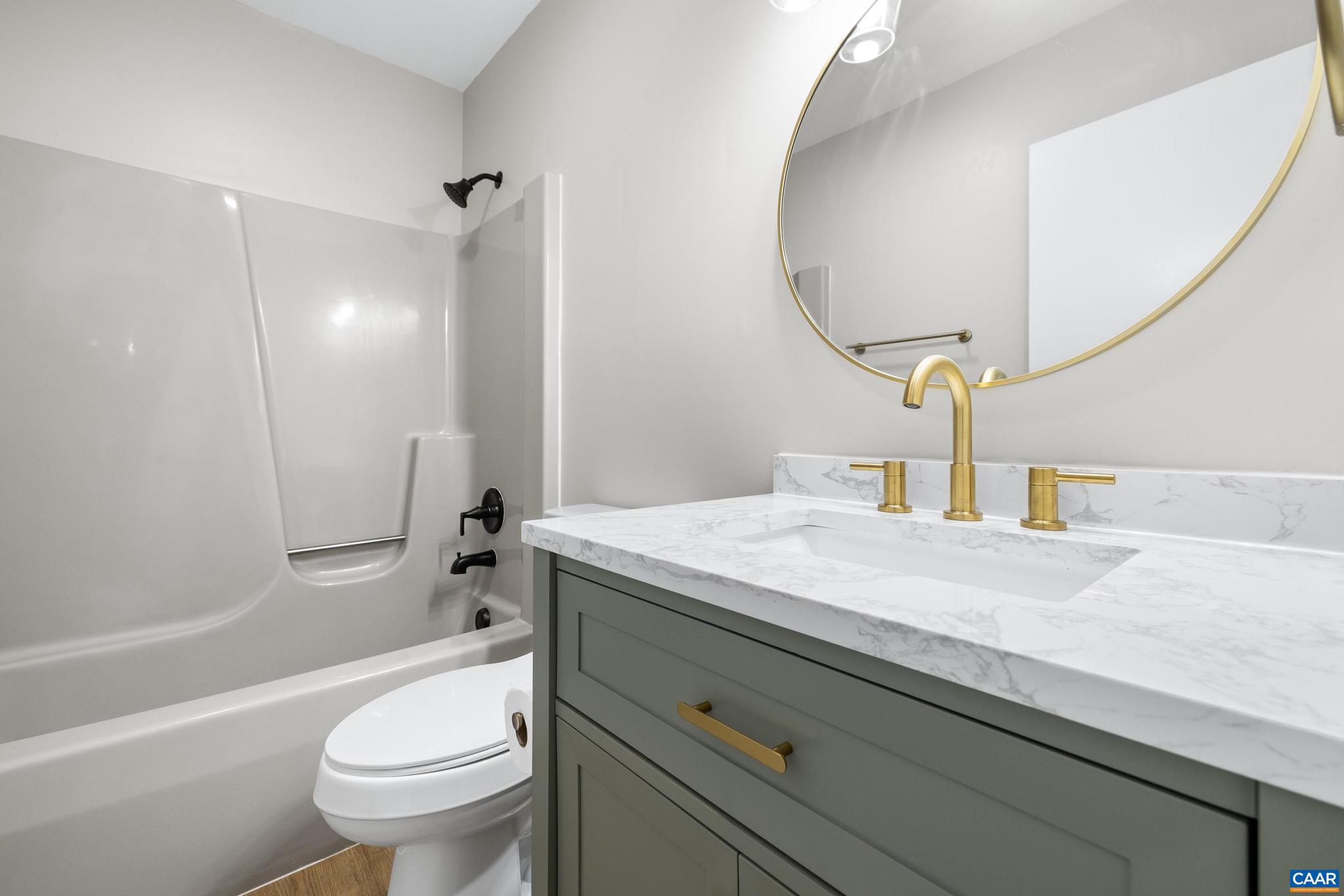 LAKE MONTICELLO - Residential