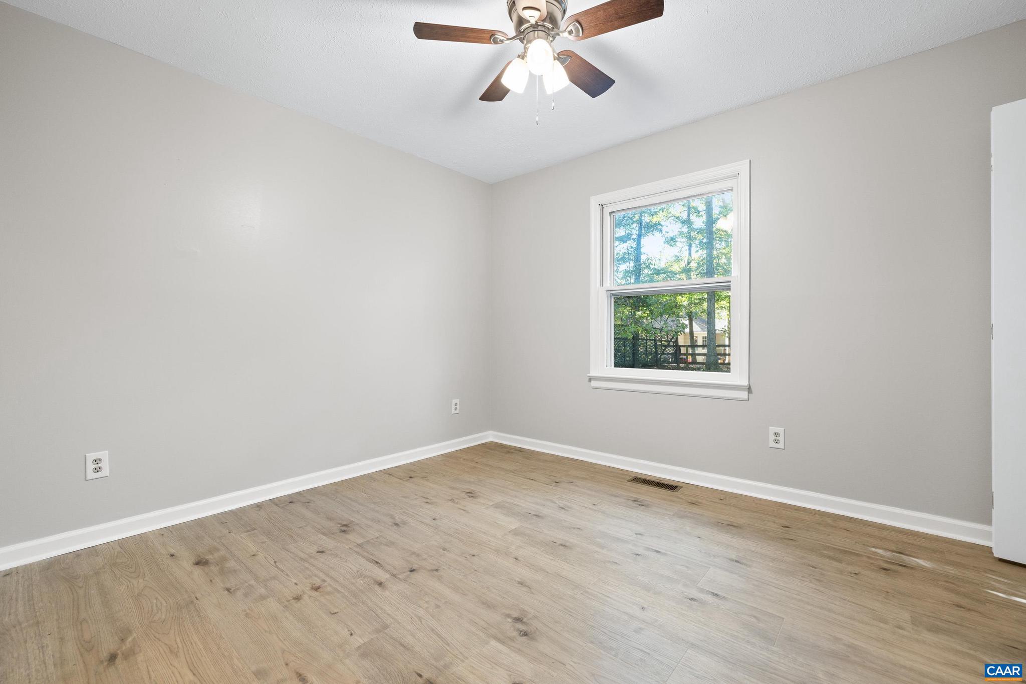 LAKE MONTICELLO - Residential