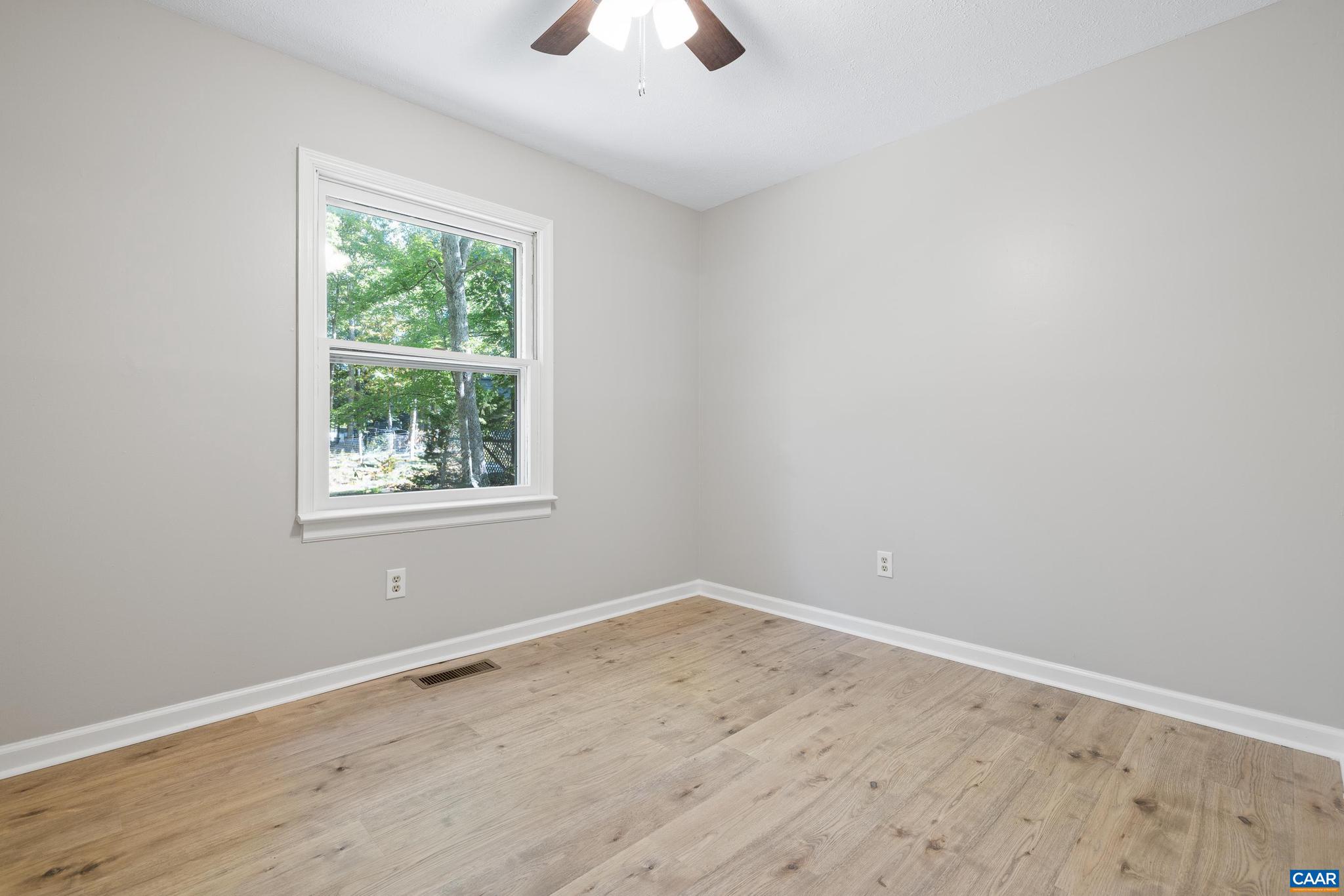 LAKE MONTICELLO - Residential