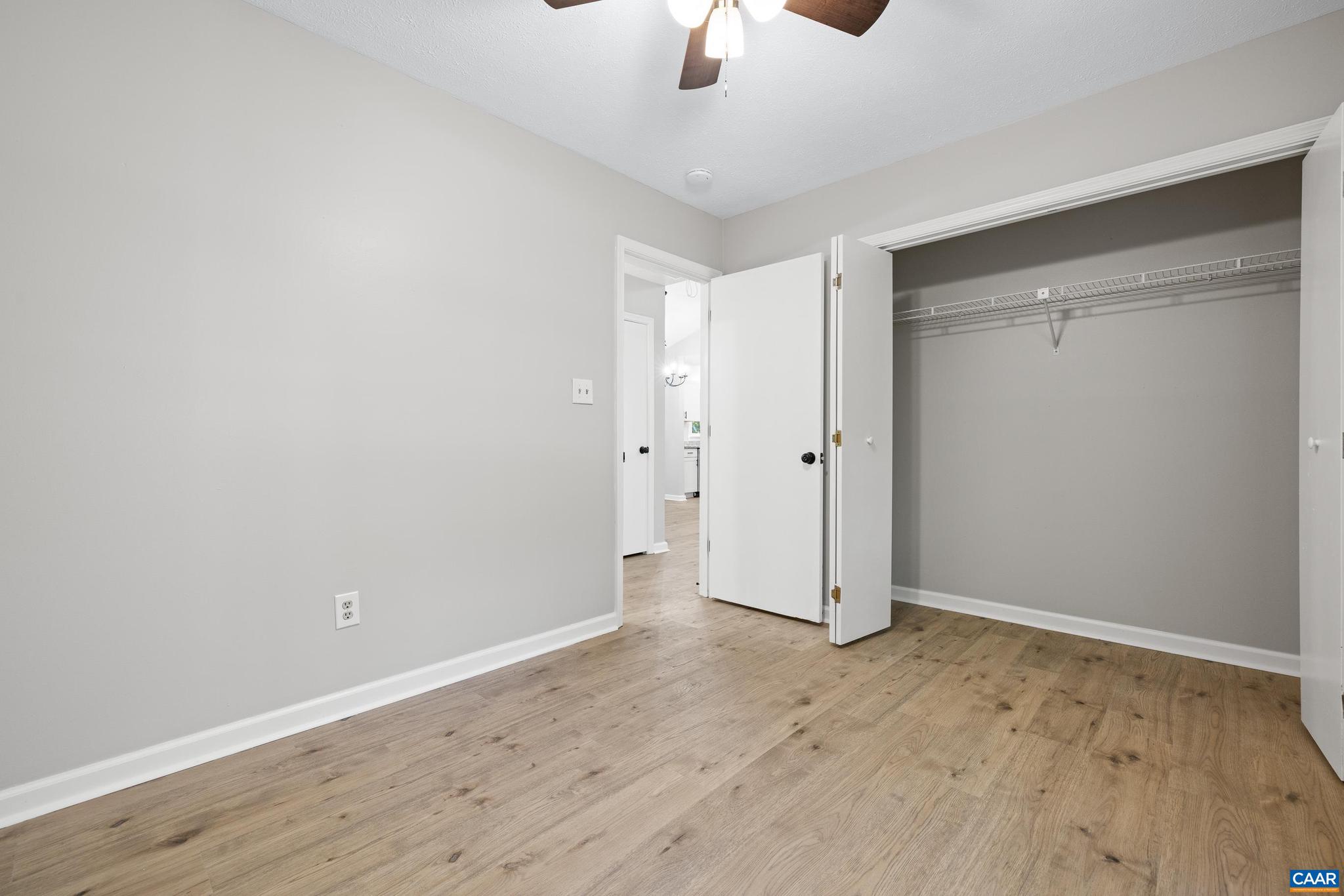 LAKE MONTICELLO - Residential