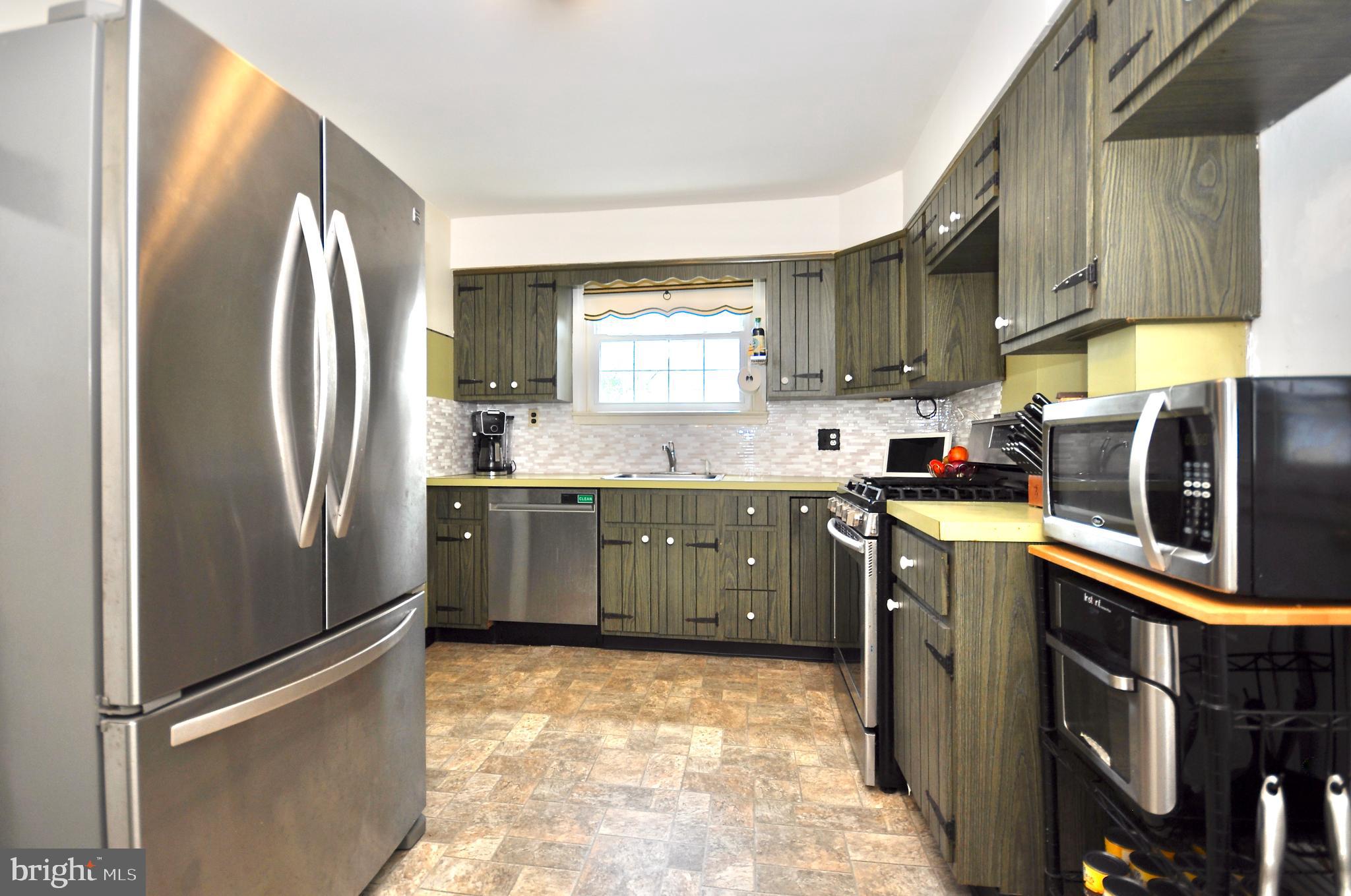 JENKINTOWN MANOR - Residential