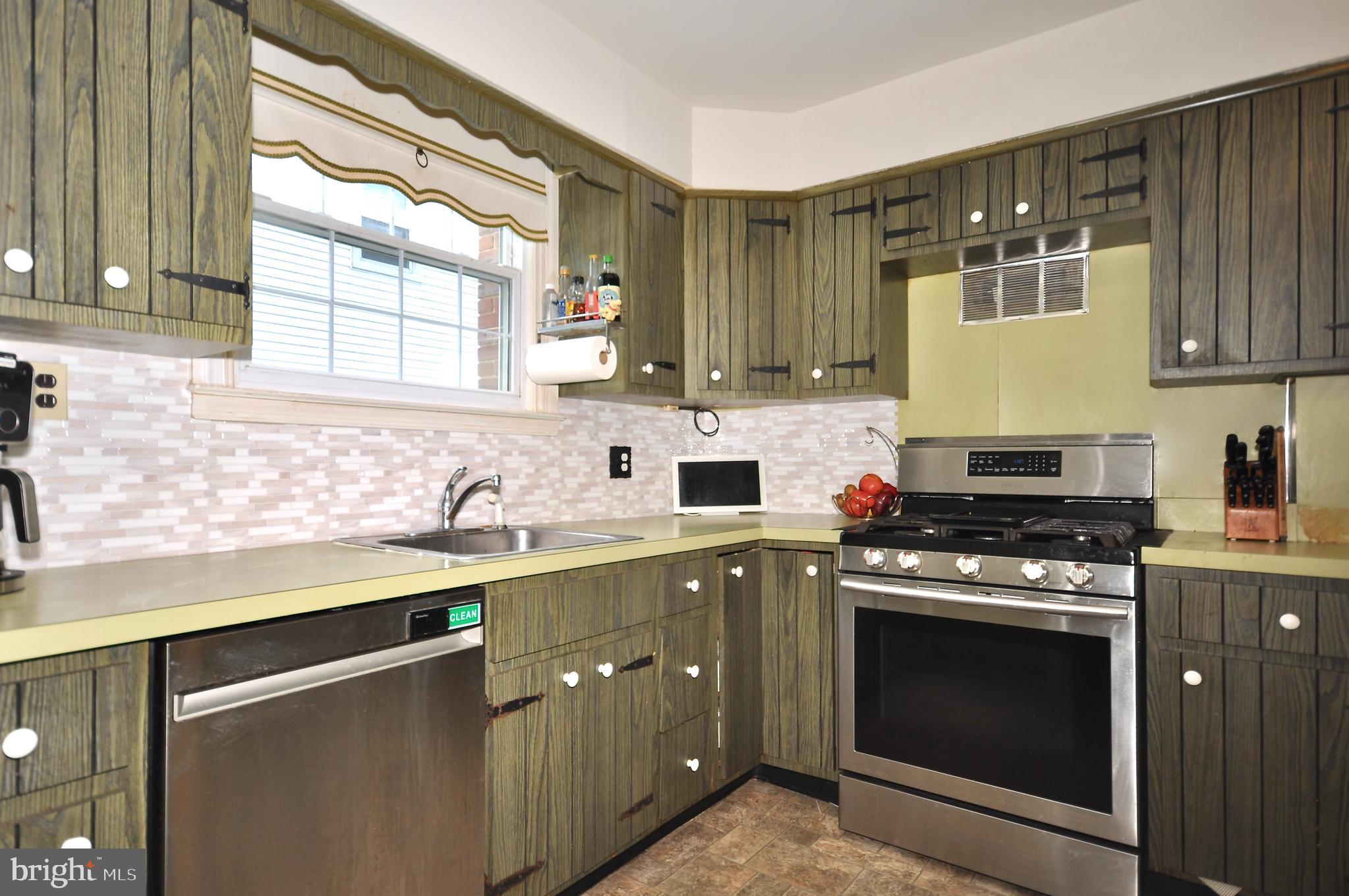 JENKINTOWN MANOR - Residential