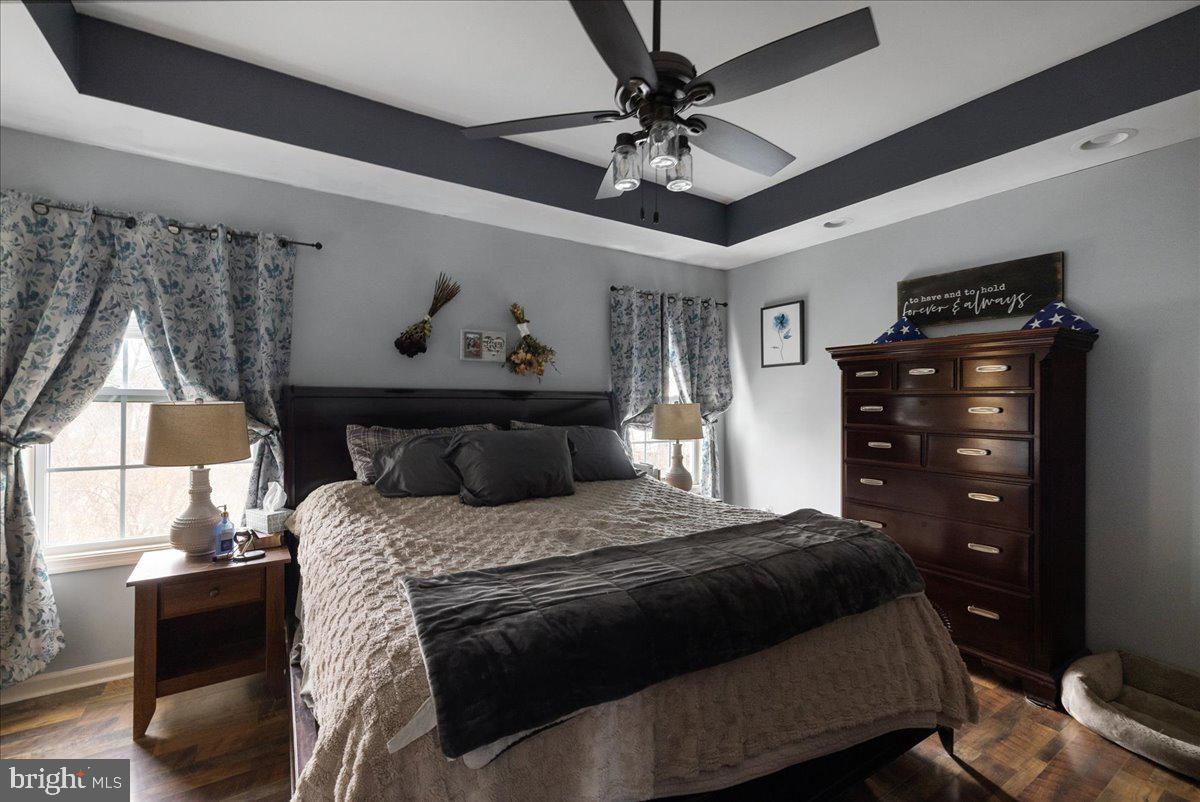 CRESTFIELD - Residential