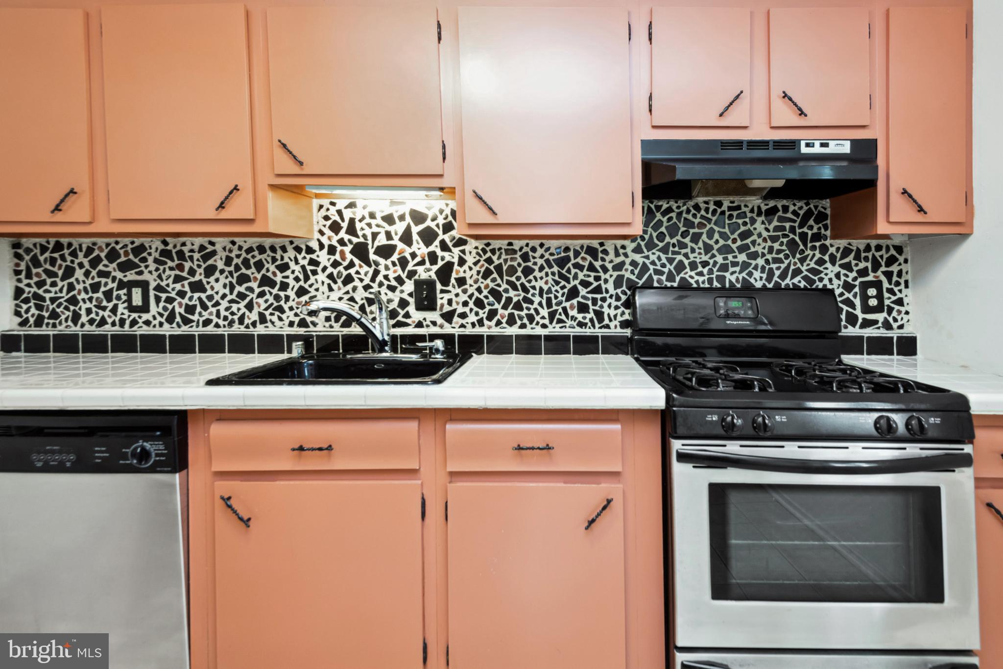 THOMAS CHOICE GARDENS - Residential