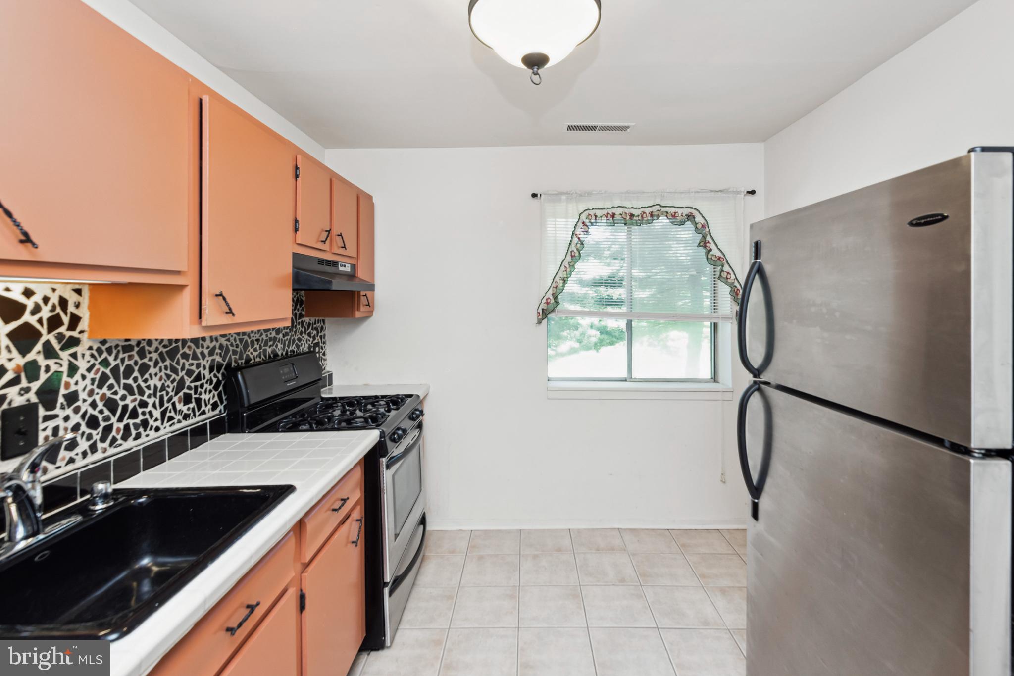 THOMAS CHOICE GARDENS - Residential