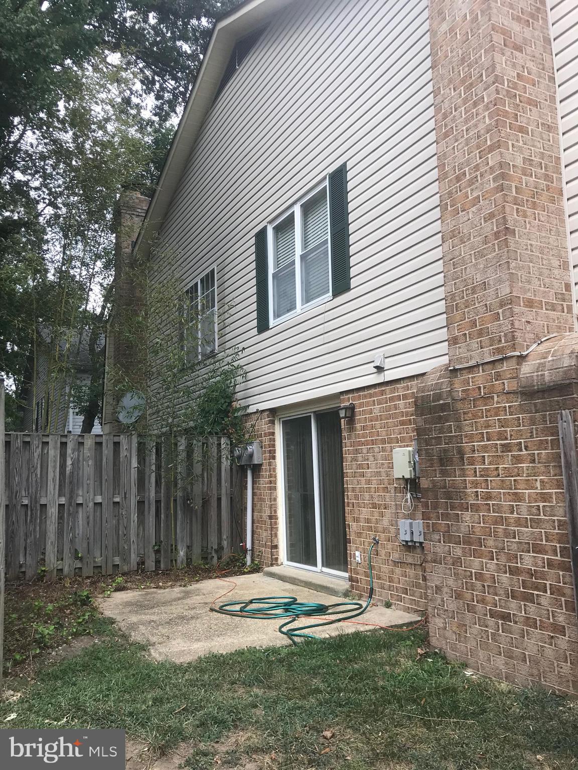 BANNISTER - Residential Lease