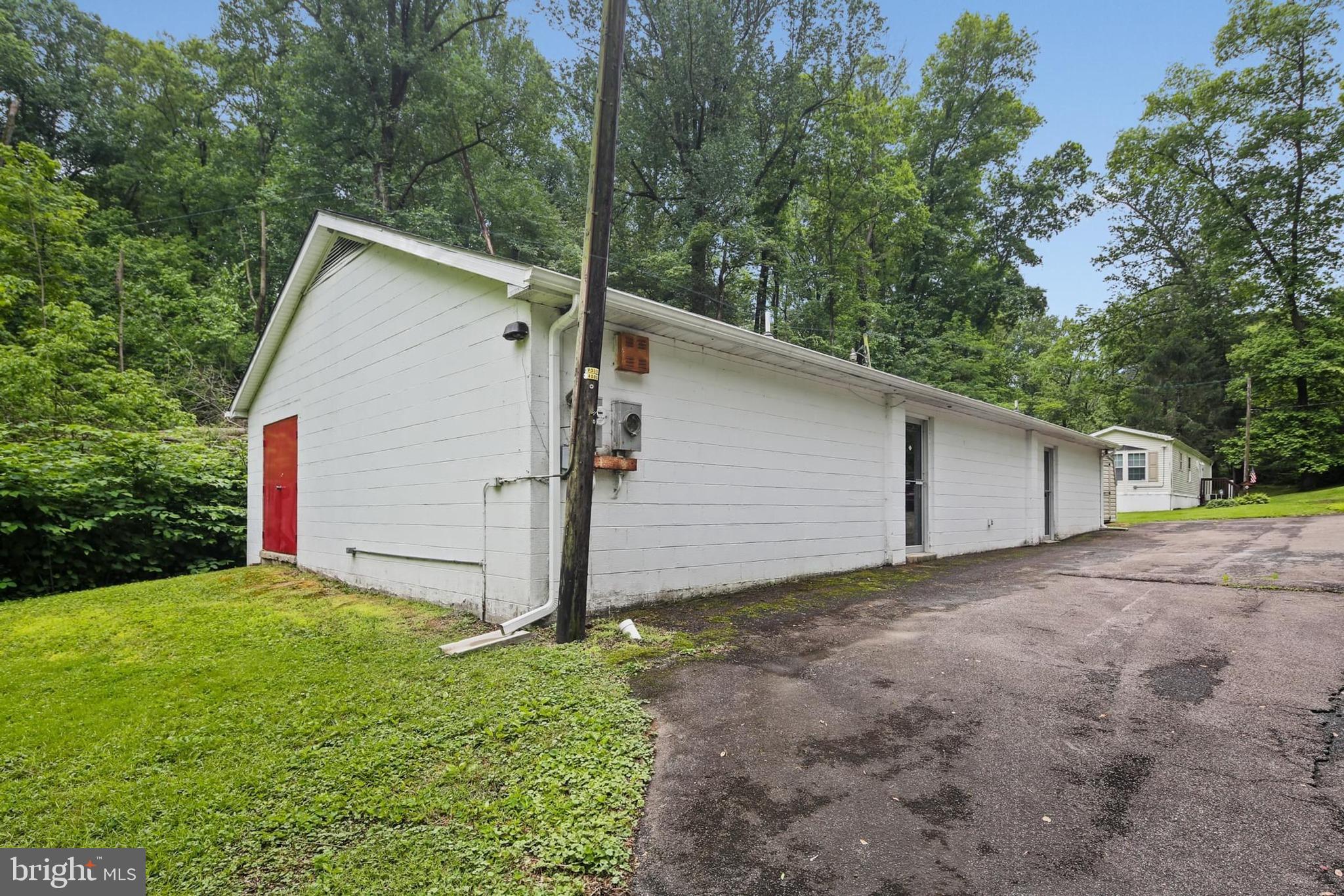 2519 SHURESLANDING ROAD