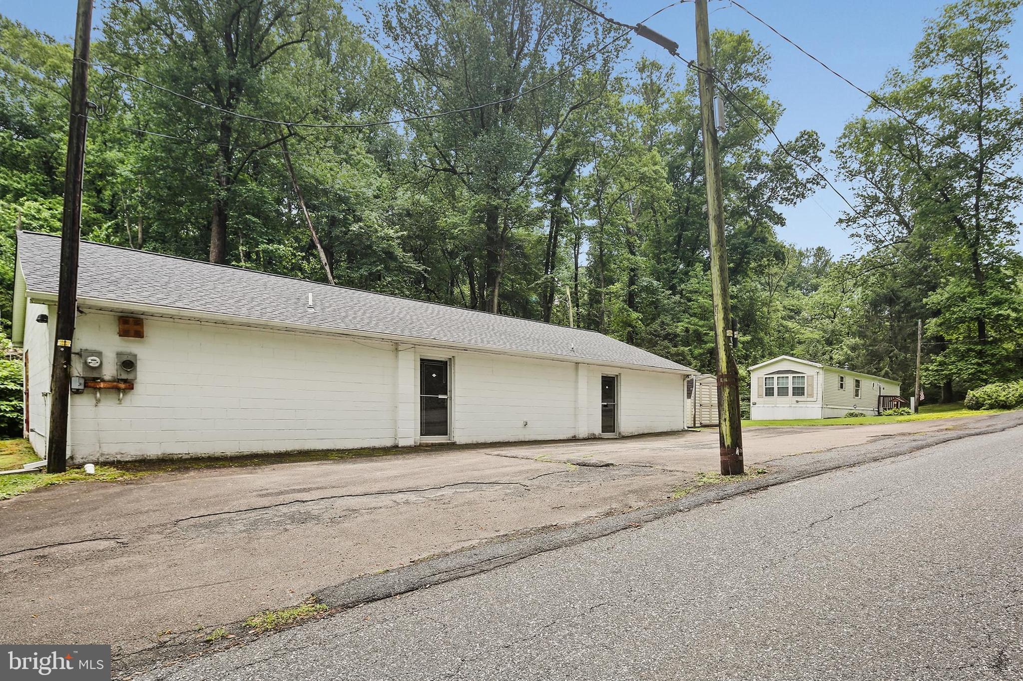 2519 SHURESLANDING ROAD