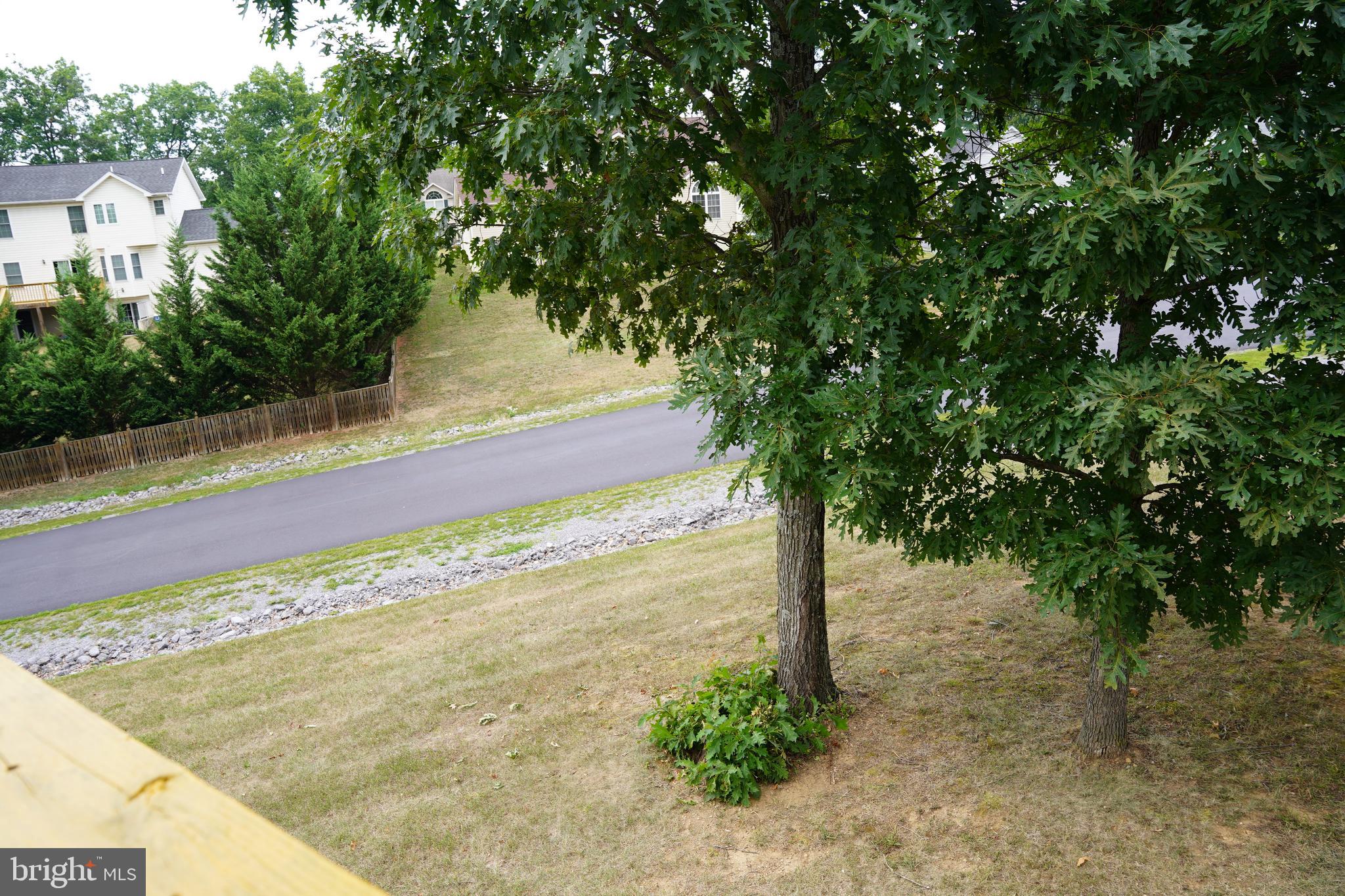 MIDDLE CREEK MANOR - Residential Lease