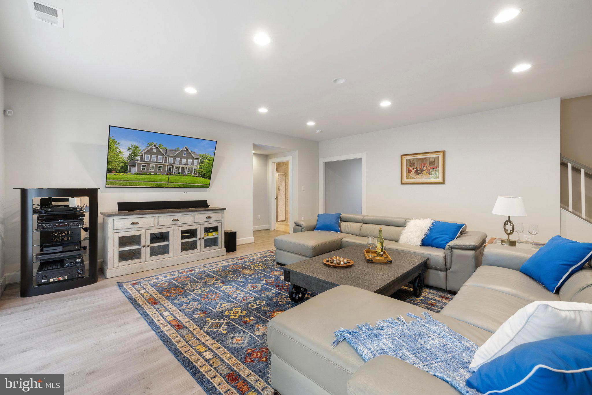 GROVE AT WILLOWSFORD - Residential