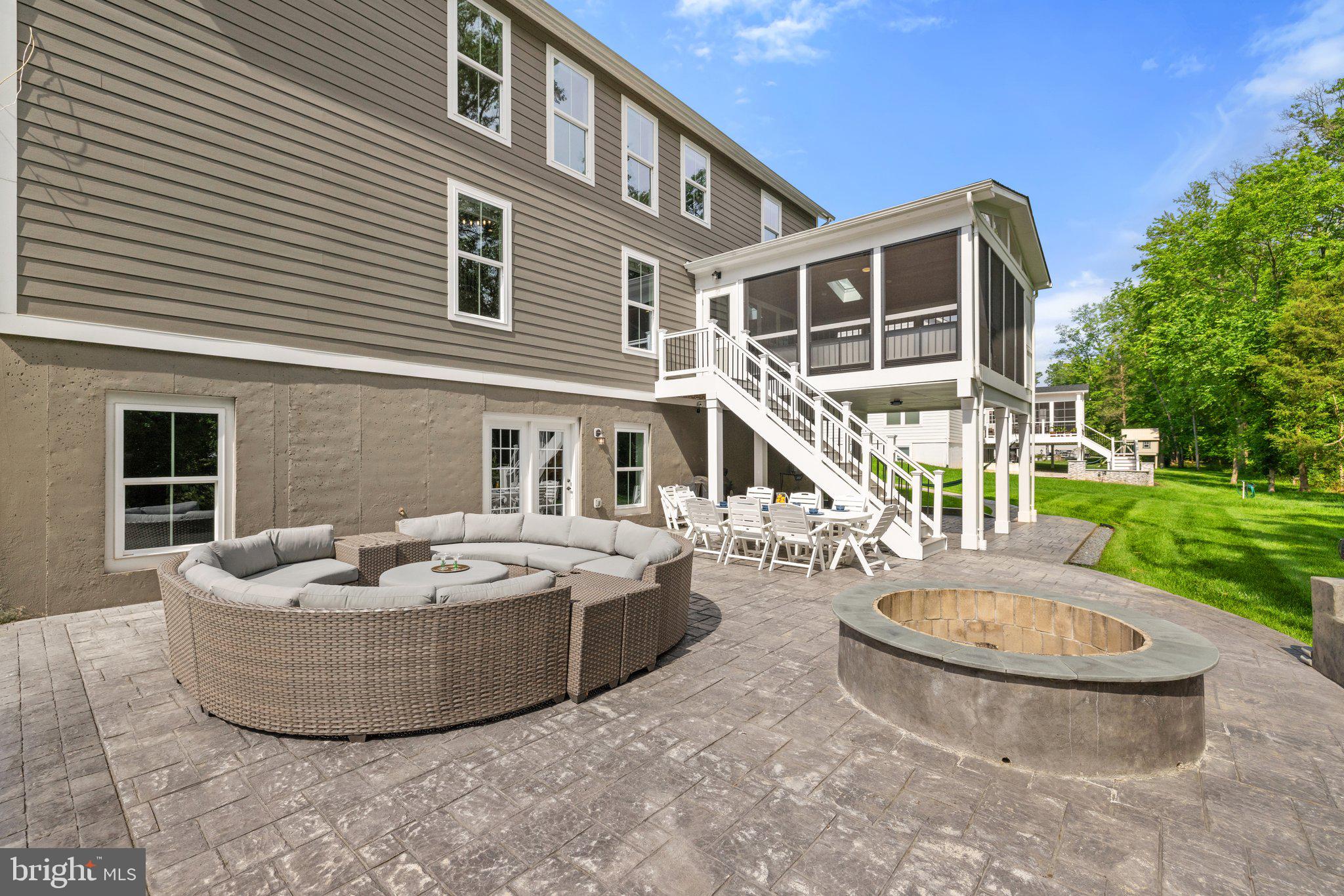 GROVE AT WILLOWSFORD - Residential