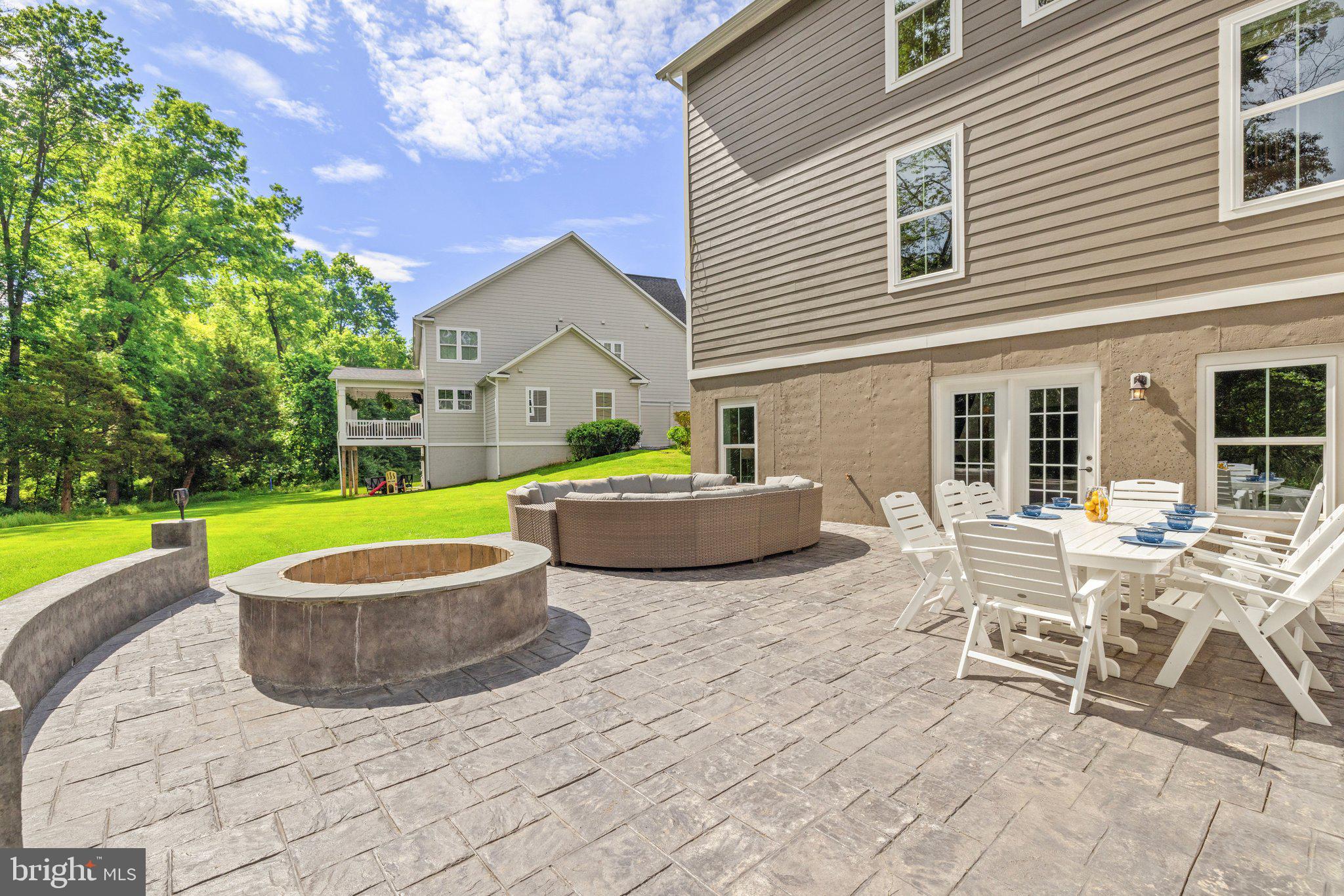 GROVE AT WILLOWSFORD - Residential