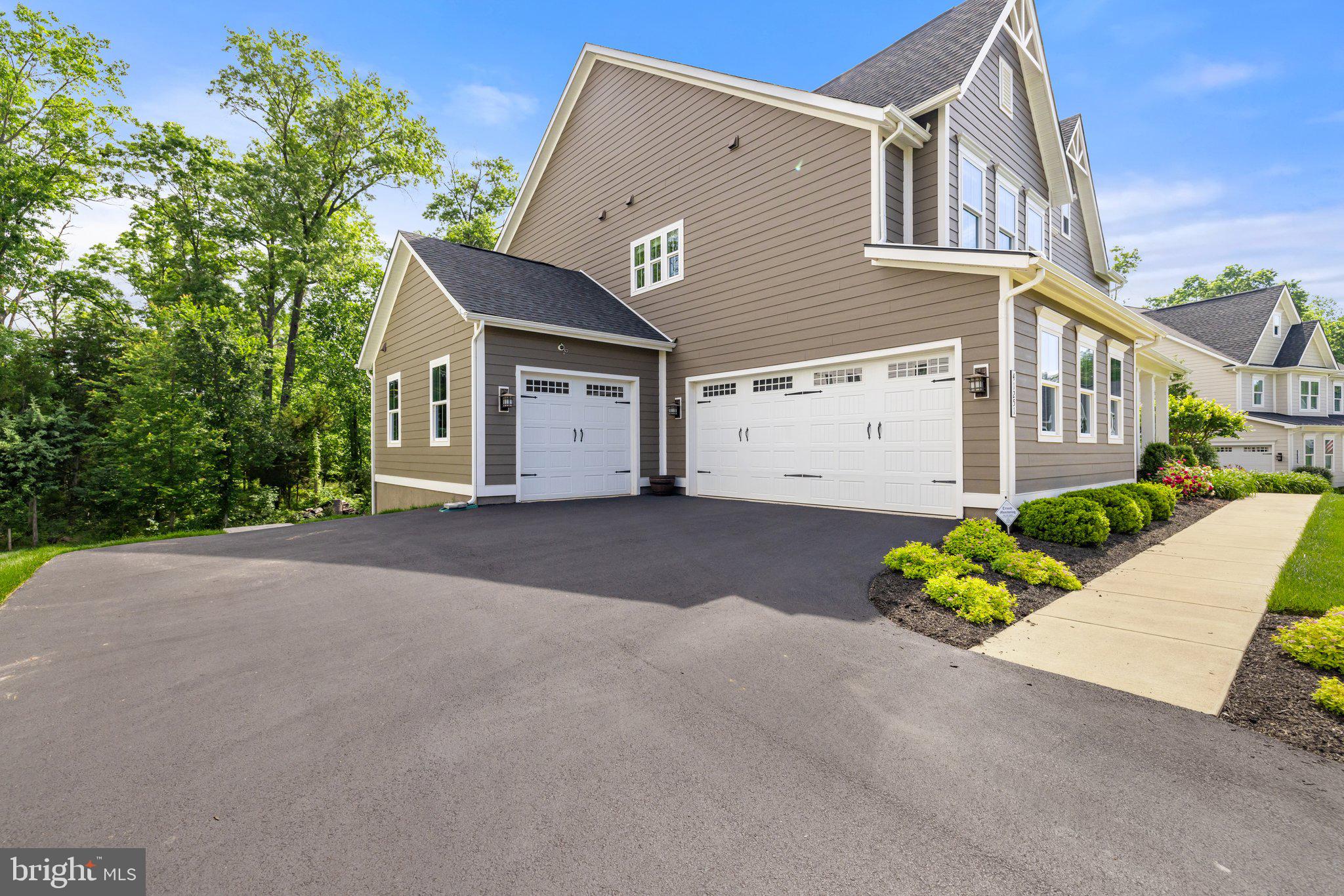 GROVE AT WILLOWSFORD - Residential