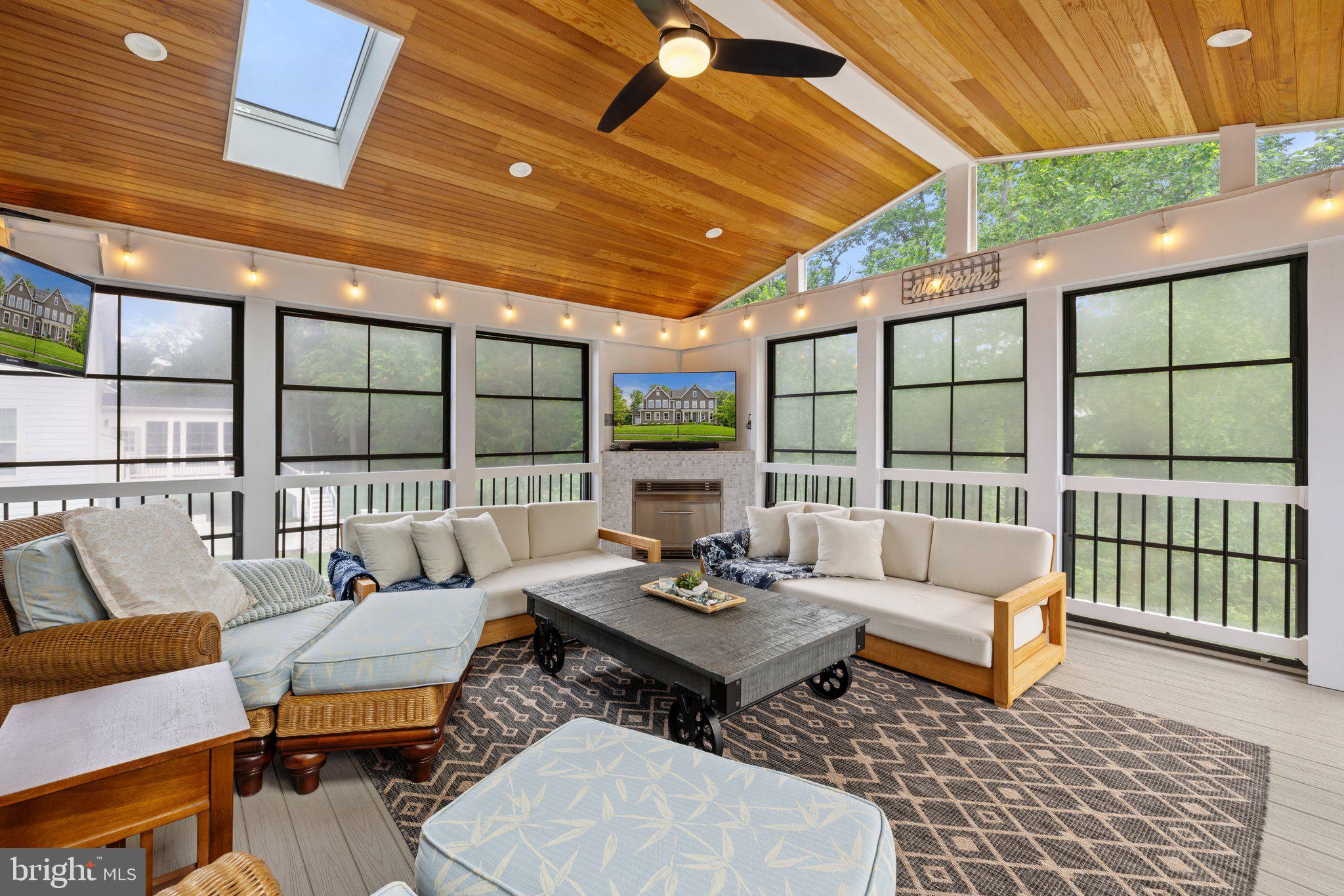 GROVE AT WILLOWSFORD - Residential